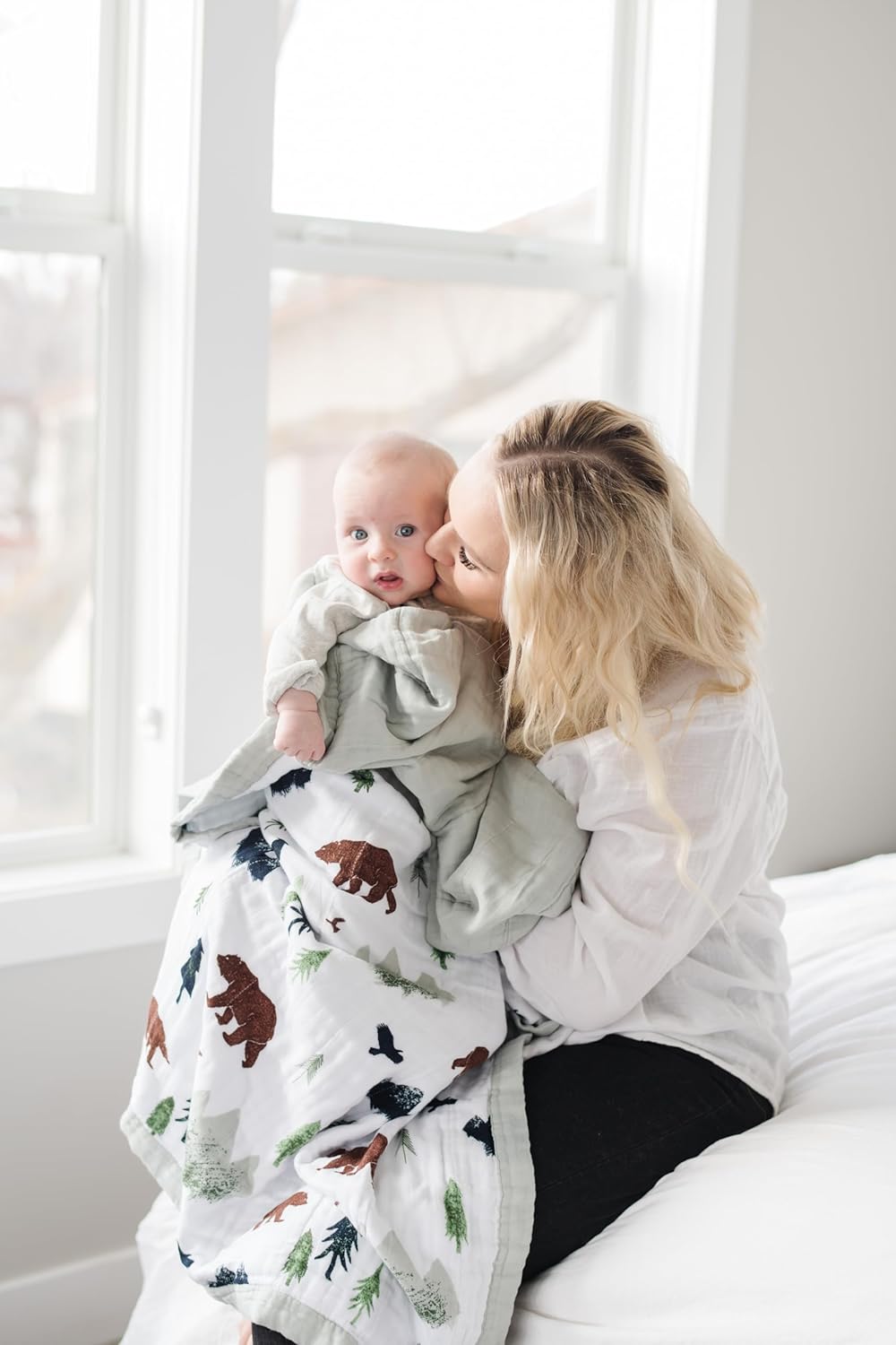 SARANONI Muslin Baby Blanket | Breathable, Ultra-Soft Muslin Quilt | Perfect Receiving Blankets for Boys & Girls | Yosemite - 4-Layer