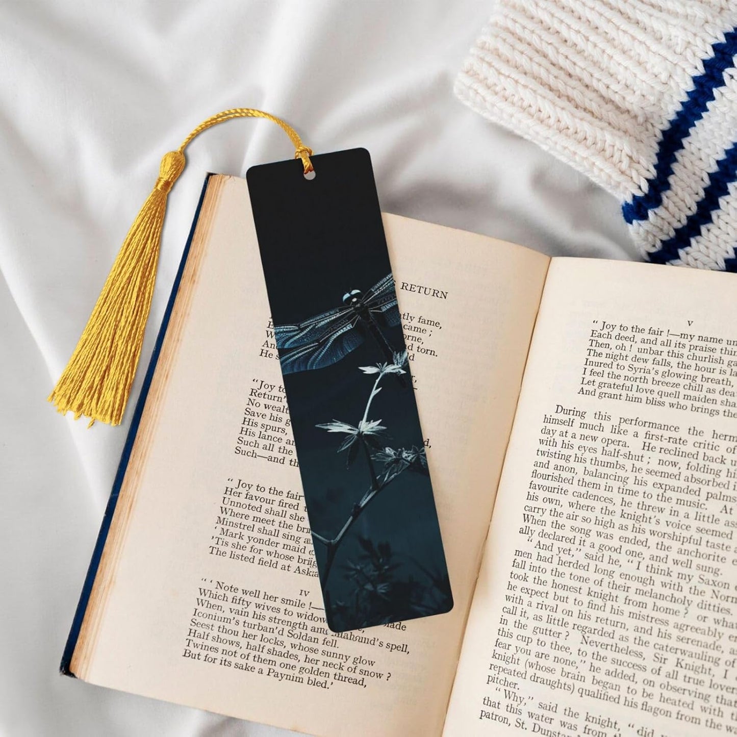 Dragonfly on Plant Bookmarks Gifts for Women Men, Wooden Bookmarks for Book Lovers, Vintage Book Marks Ornaments with Tassel, Unique Personalized Reading Page Markers Gold