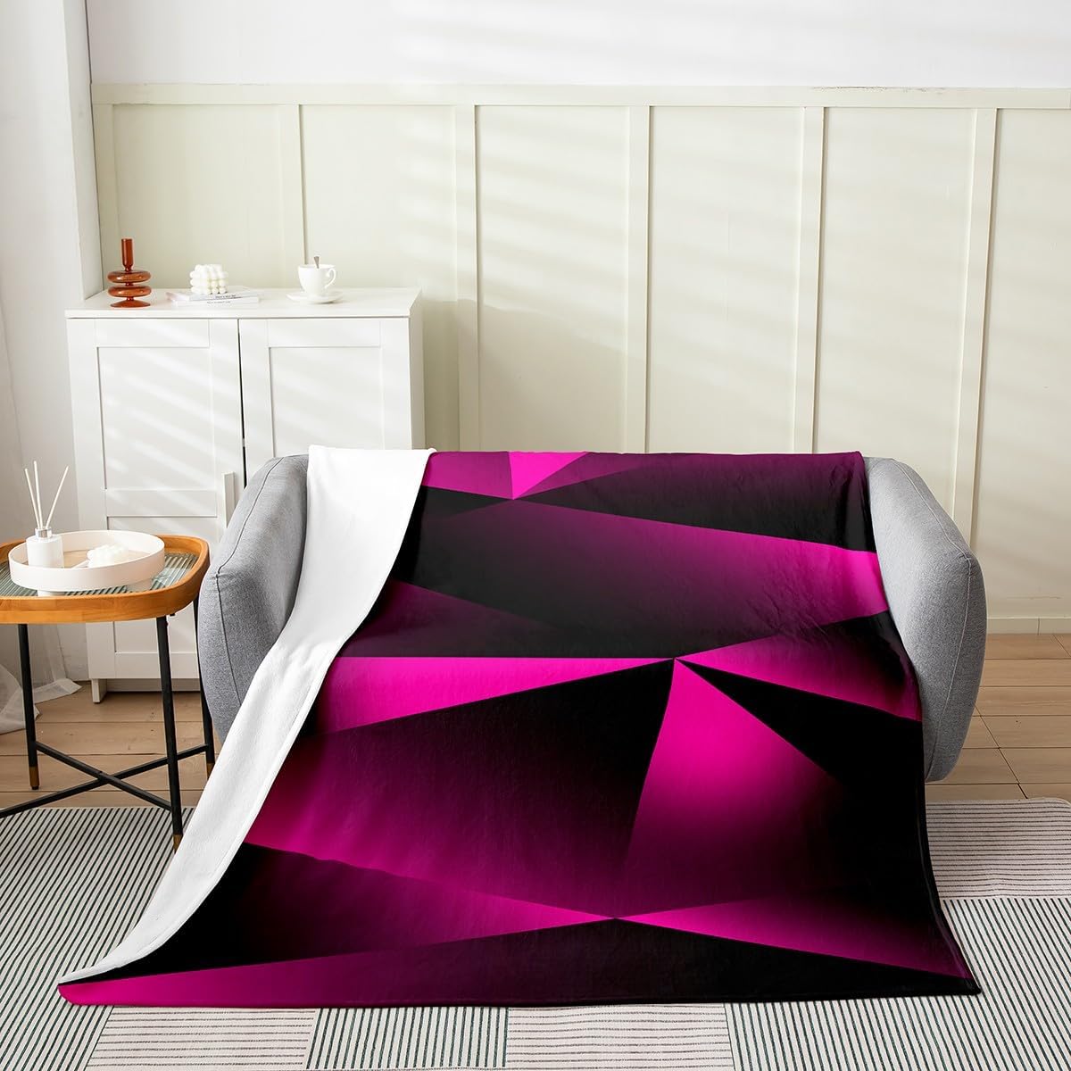 Feelyou Kids Hot Pink Black Plush Throw Blanket, Twin 60"x80" Abstract Art All Season,Bed Blanket for Boys Girls Teens Bedroom Decor Modern Striped Flannel Fleece Blanket Women Men Geometric