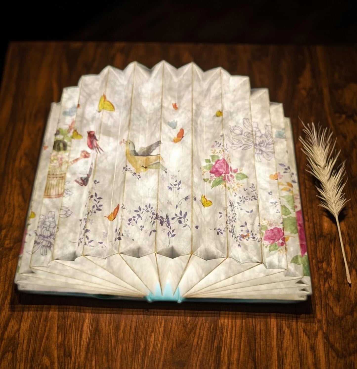 Flower Book Lamp Bookish Birthday Gifts for Women or Freinds, Foldable Paper Desk Lamp for Bedroom Living Room, Book Light as Gifts for Book Lovers, Desk Decor Cute Stuff