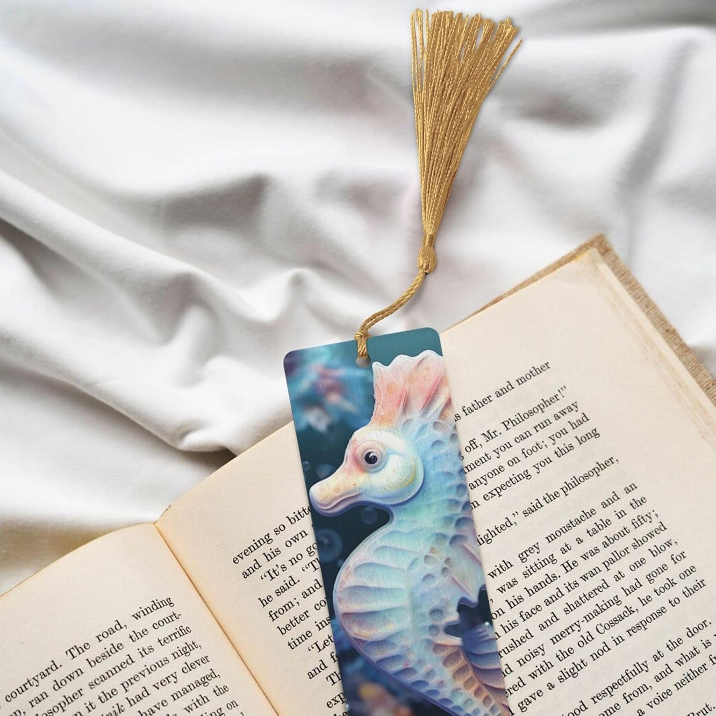 Seahorse and Starfish Bookmarks Gifts for Women Men, Wooden Bookmarks for Book Lovers, Vintage Book Marks Ornaments with Tassel, Unique Personalized Reading Page Markers Gold