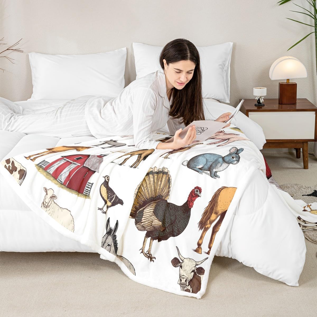 Farm Animals Fleece Blanket - Rustic Farmhouse Throw for Boys & Girls, Horse, Chicken, Rooster, Bull, Cattle, Cow, Sheep, Pig, Duck, Goose - Country Style Fuzzy Blanket, 40"x50" Room Decor