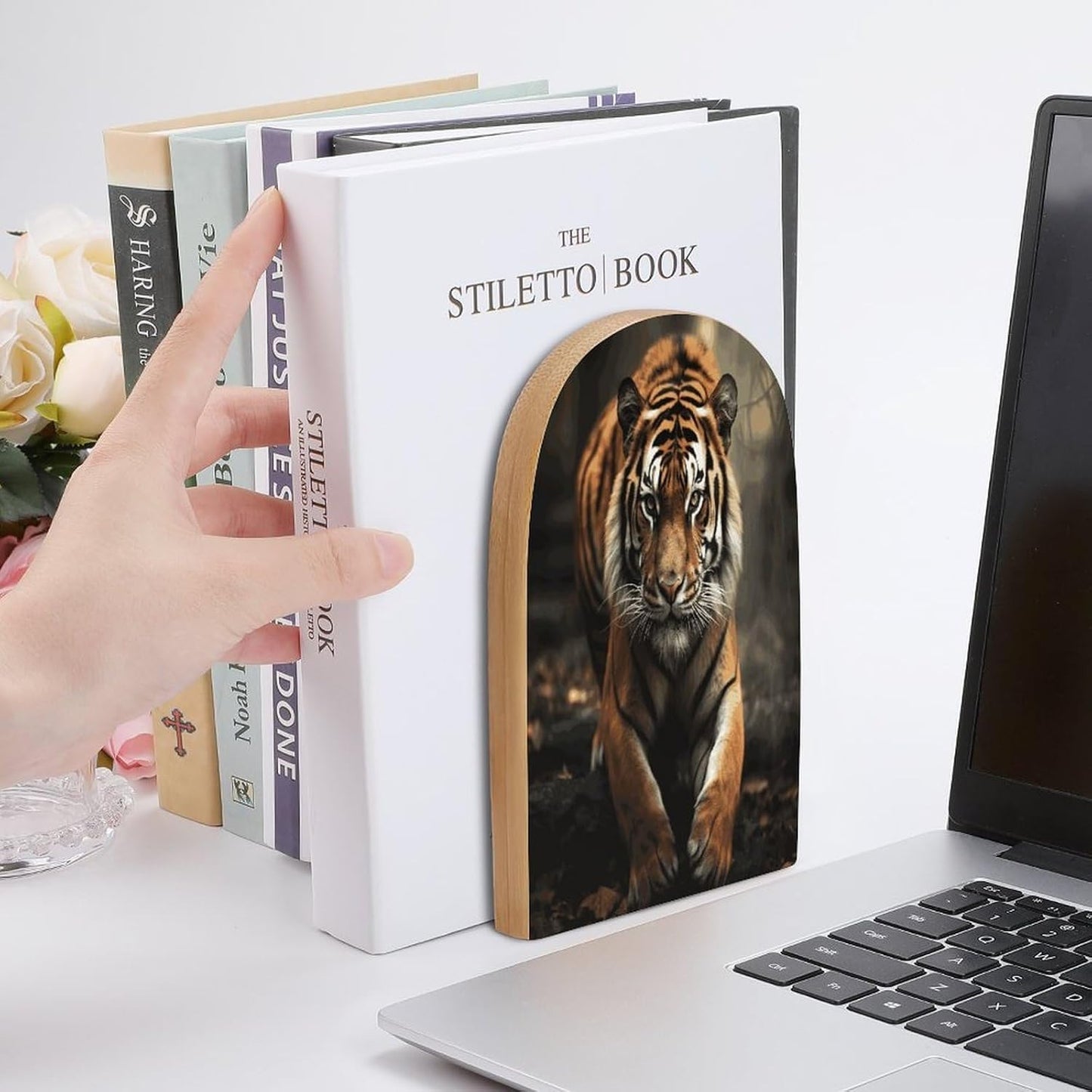 Wild Animals Tiger Bookend for Shelves Wooden Book End Large Size Sturdy Book Holders Stoppers with Metal Base for Bookshelves Slick Decorative Bookends Stands
