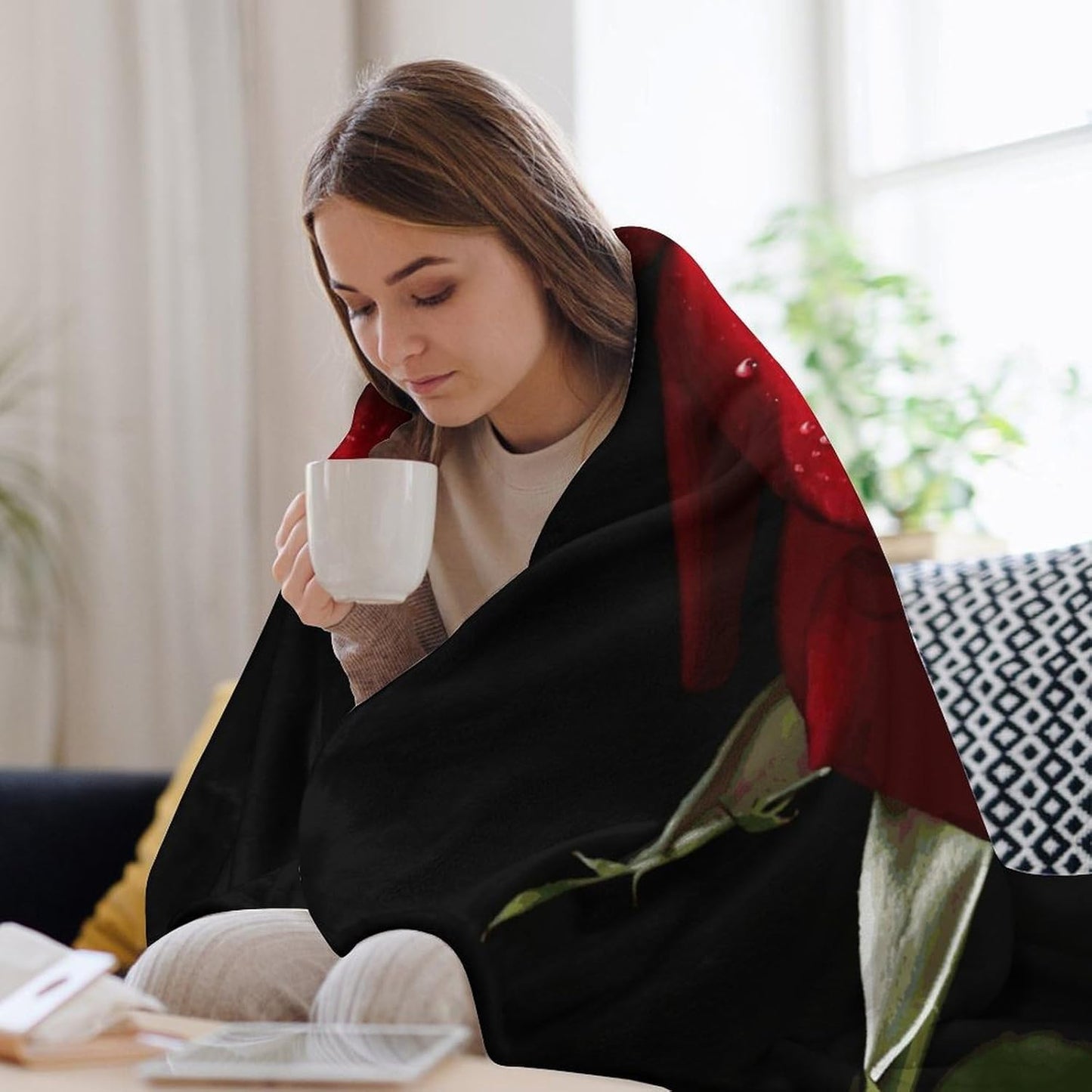 Red Rose Black Background2 Blanket Super Soft Lightweight Throw Blanket Cute Cozy Warm Bed Blanket Decorative Fuzzy Blanket All-Season Home Decor Gift for Sofa Couch Living Room 60"*80"（150 * 200cm）