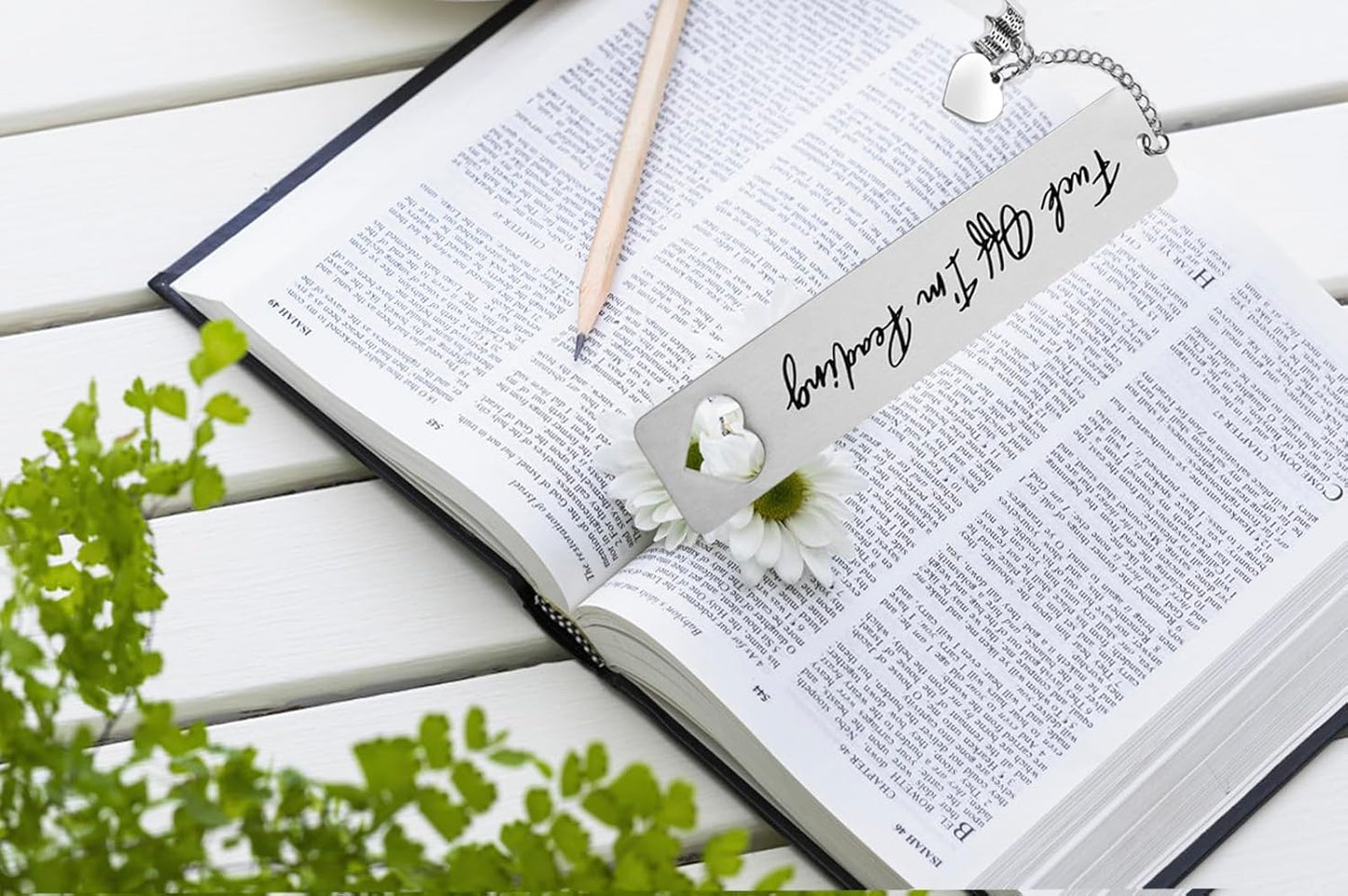 Funny Bookmark for Women Men Graduation Gifts for Book Lovers Cute Metal Bookmark for Friends Teachers Personalized Bookmarks with Heart Tassel Pendant Reader Bookworms Reading Present Book Club Gifts