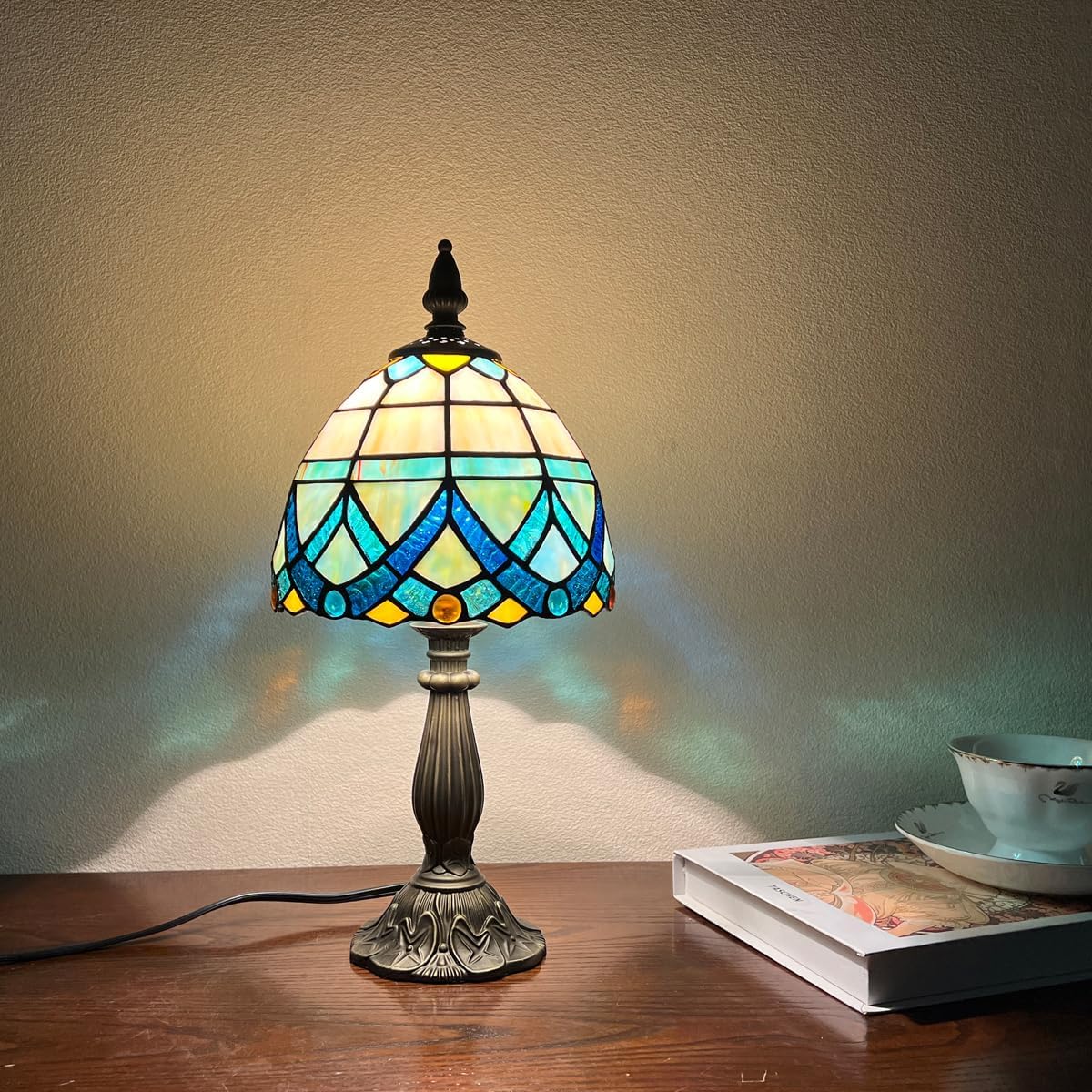 Tiffany Table Lamp,Blue Small Stained Glass Accent Table Light,Antique Style Nightstand Desk Lamp Vintage Bedside Lamp for Living Room Bedroom