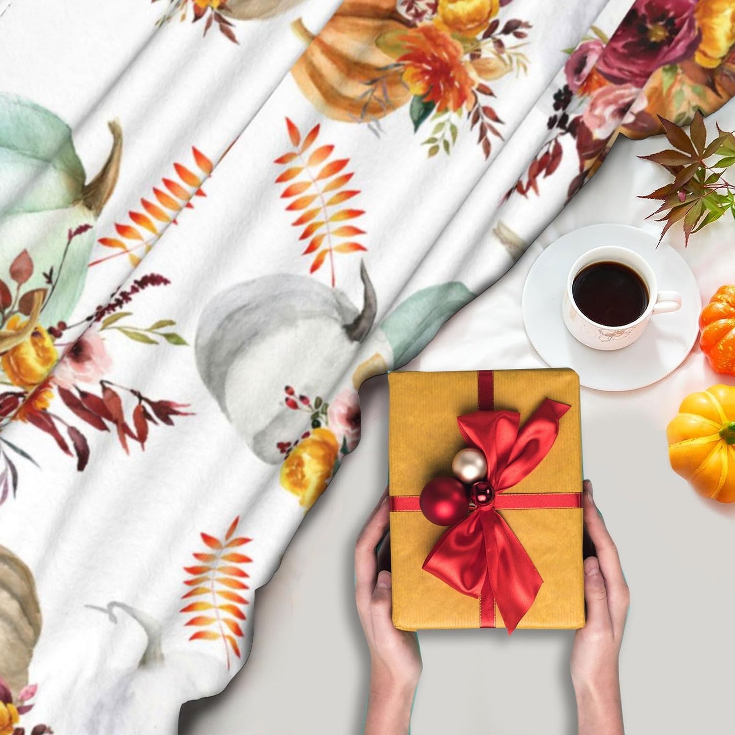 Autumn Decor Fleece Throw Blankets, Fall Decor Throw Blanket with Pumpkins Leaves for Bed Couch Sofa, Lightweight Soft Warm Fuzzy Cozy Flannel Blanket 50" x 60"