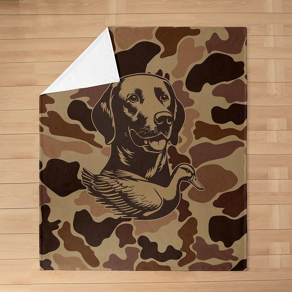 Manfei Vintage Brown Camo Flannel Blanket Hunting Camouflage Duck Hunters Throw Blanket Dog and Duck Cozy Throws for Bed Couch Sofa,Kids Boys Girls Room Decor,Soft and Breathable(30 x 40 Inches)
