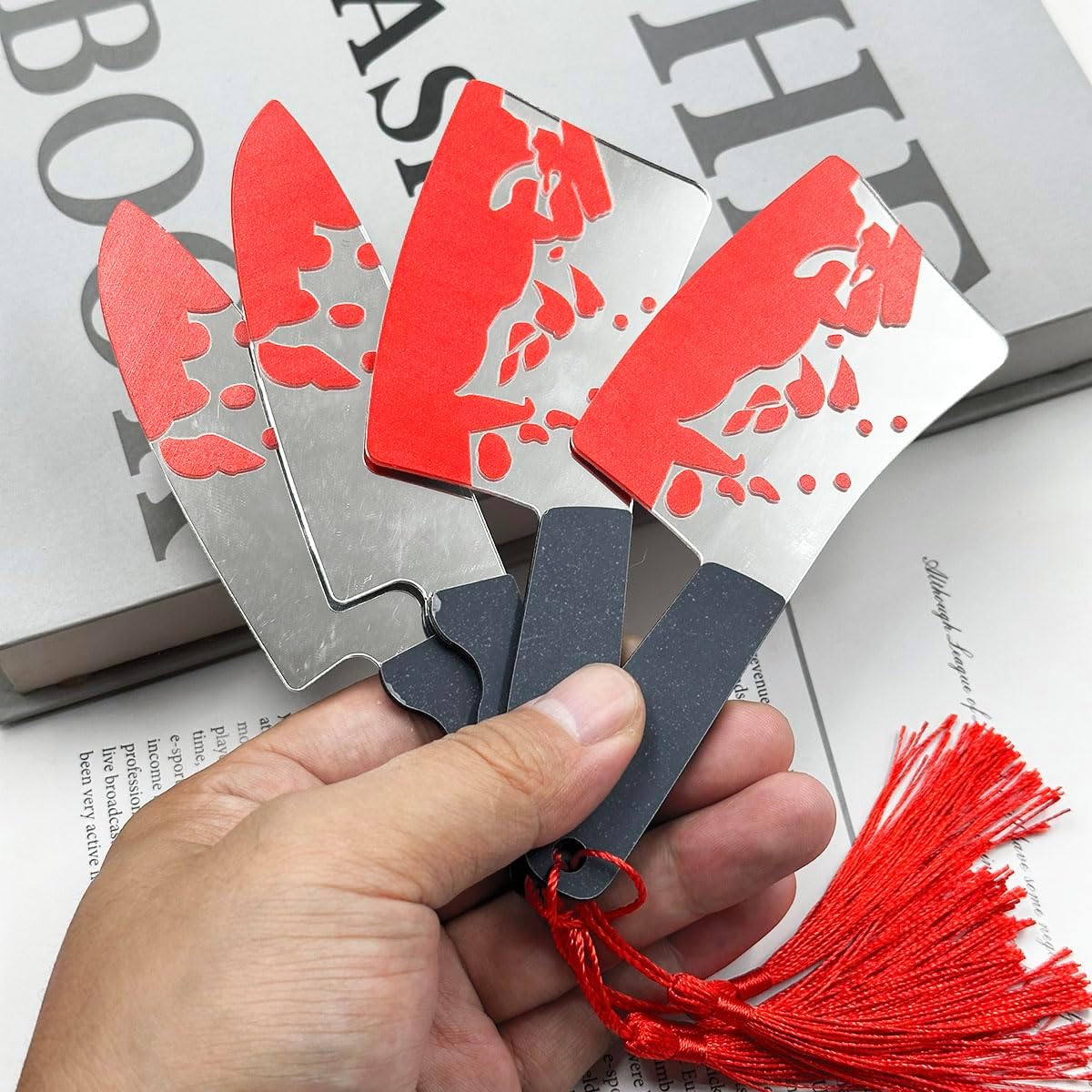 Halloween Bookmarks Set 4Pcs Horror Novelty Bookmark,Blood Splatter Knife Bookmarks,Acrylic Book Markers Red Tassels,Gothic Book Accessories for Halloween Gifts,Creepy Crime Book Lovers