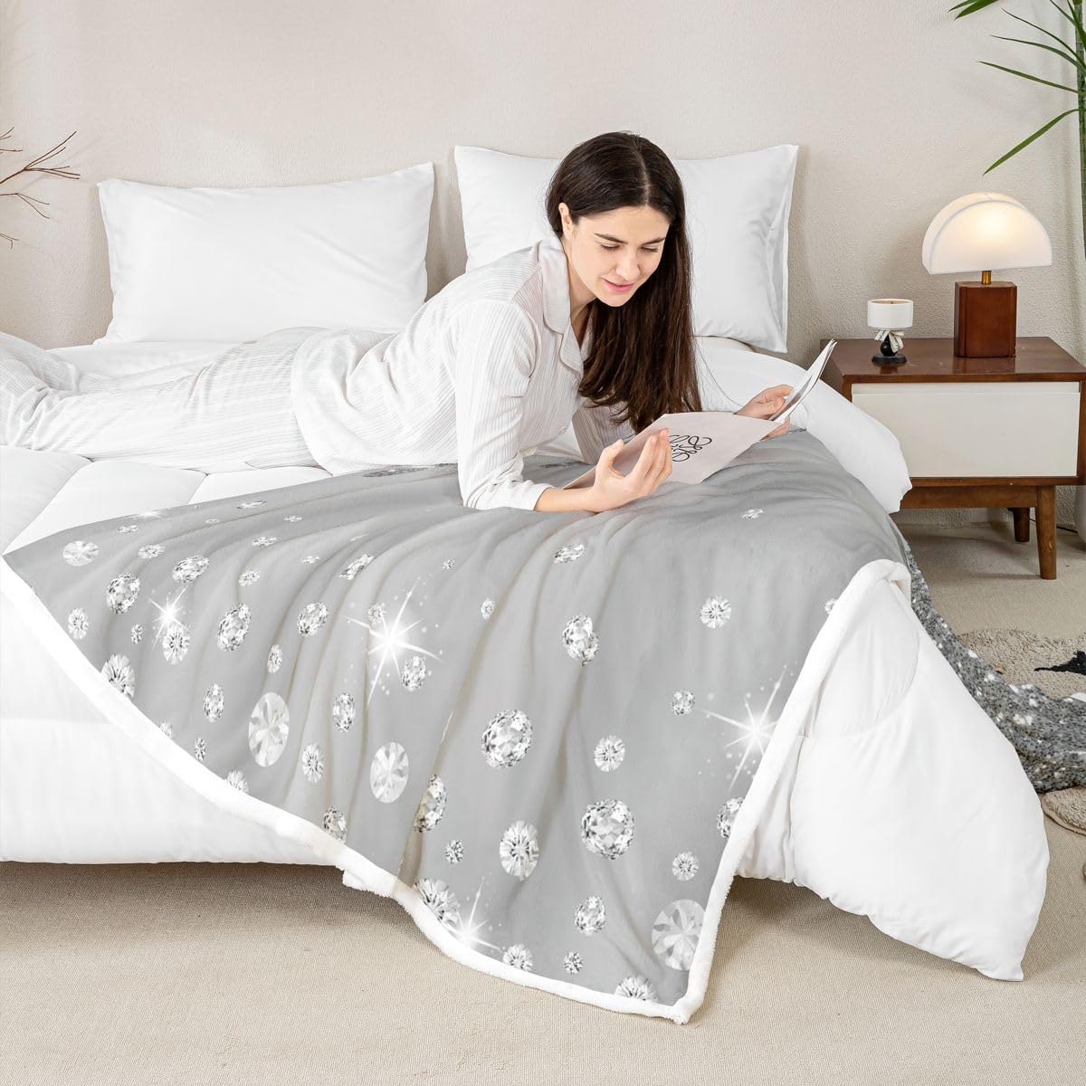 Feelyou Silver Glitter Print (No Glitter) Fleece Throw Blanket - Bling Party Decorations Grey Plush Sherpa for Diamond and Jewelry - Warm Fuzzy 40"x50"