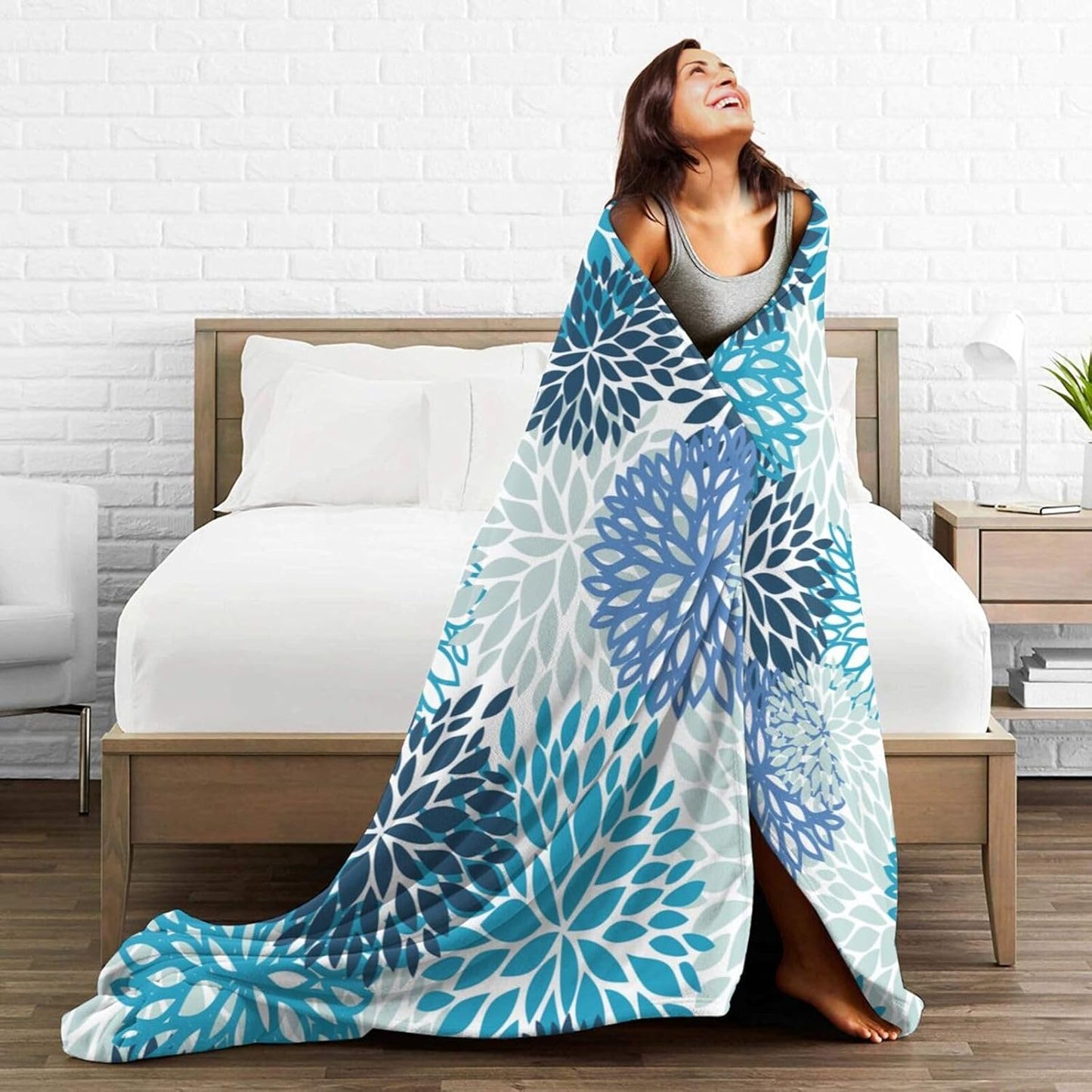 Blue Navy Chrysanthemum Flowers Bed Blanket Ultra Soft Throw Blanket All Season Warm Light Weight Cozy Plush Blankets for Home Bedroom Sofa Chair Travel, 60"X80"