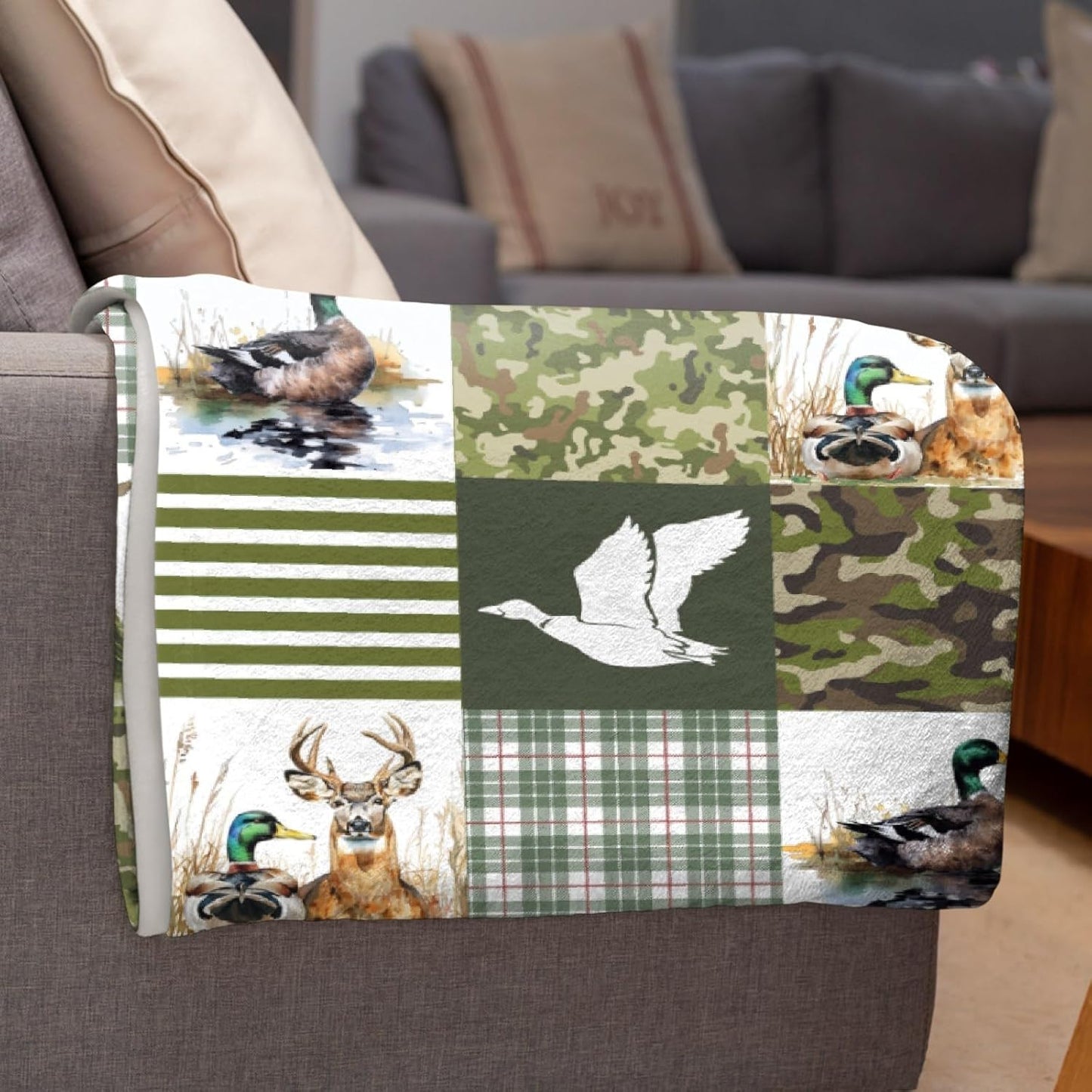 Wild Duck Mallard Throw Blanket, Ultra Soft Flannel Home Decor for Bed Couch Living Room, Duck Lover Gifts, 40"x50" Kids/Throw Size