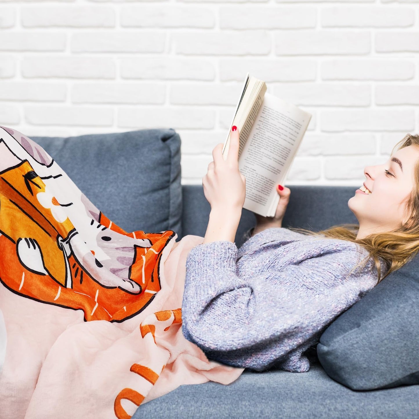 Reading Blanket for Book Lovers Gifts for Reading Lover Women Bookish Presents Soft Fleece Throw Blanket 50"X60"
