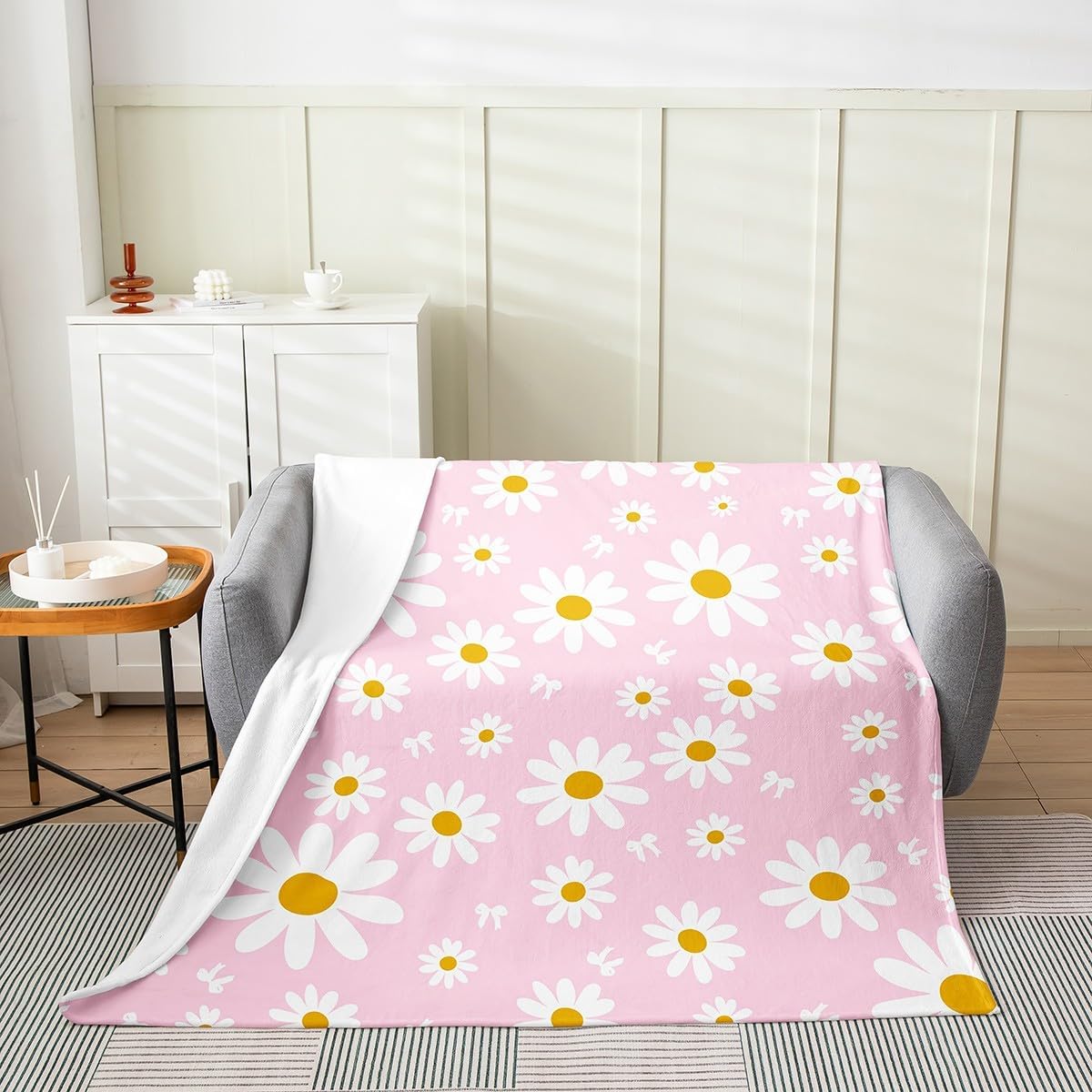Feelyou Pink Daisy Plush Throw Blanket Daisy Flannel Blanket Throw 50"x60" Floral Printed All Season Botanical for Couch Bed Sofa Bedroom Decor