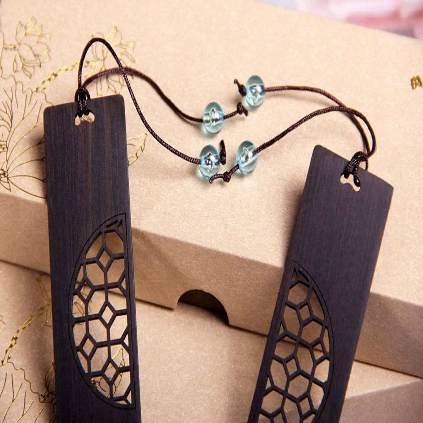 2pcs Wooden Bookmark,5.71"x1.18" Wooden Book Marker with Tassel for Reading Enthusiasts, Students, Teachers, Men, Women, Non-Scratch Pages, Perfect for Daily Reading Gifts