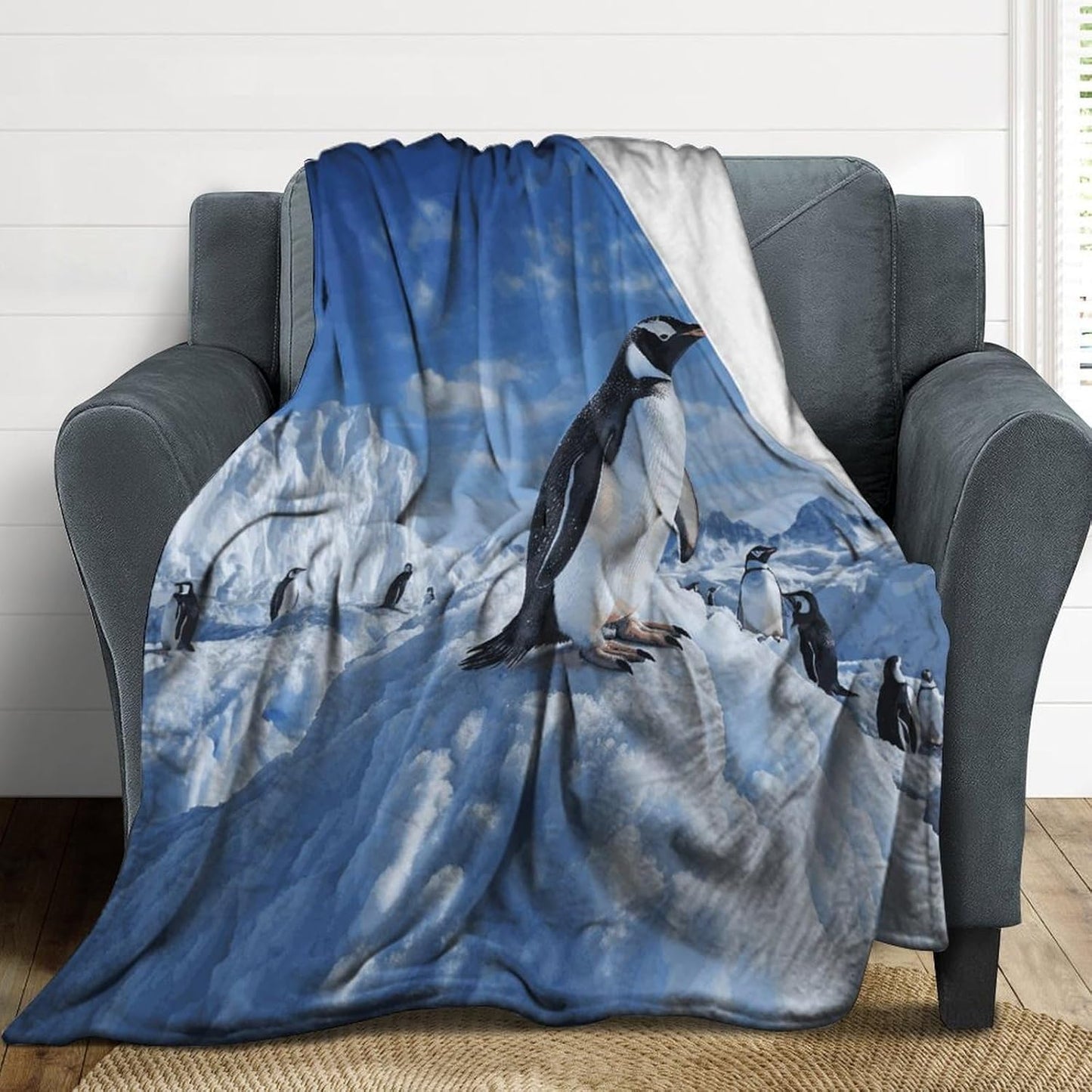 Snow Mountain Penguin Blanket Super Soft Lightweight Throw Blanket Cute Cozy Warm Bed Blanket Decorative Fuzzy Blanket All-Season Home Decor Gift for Sofa Couch Living Room 60"*80"（150 * 200cm）