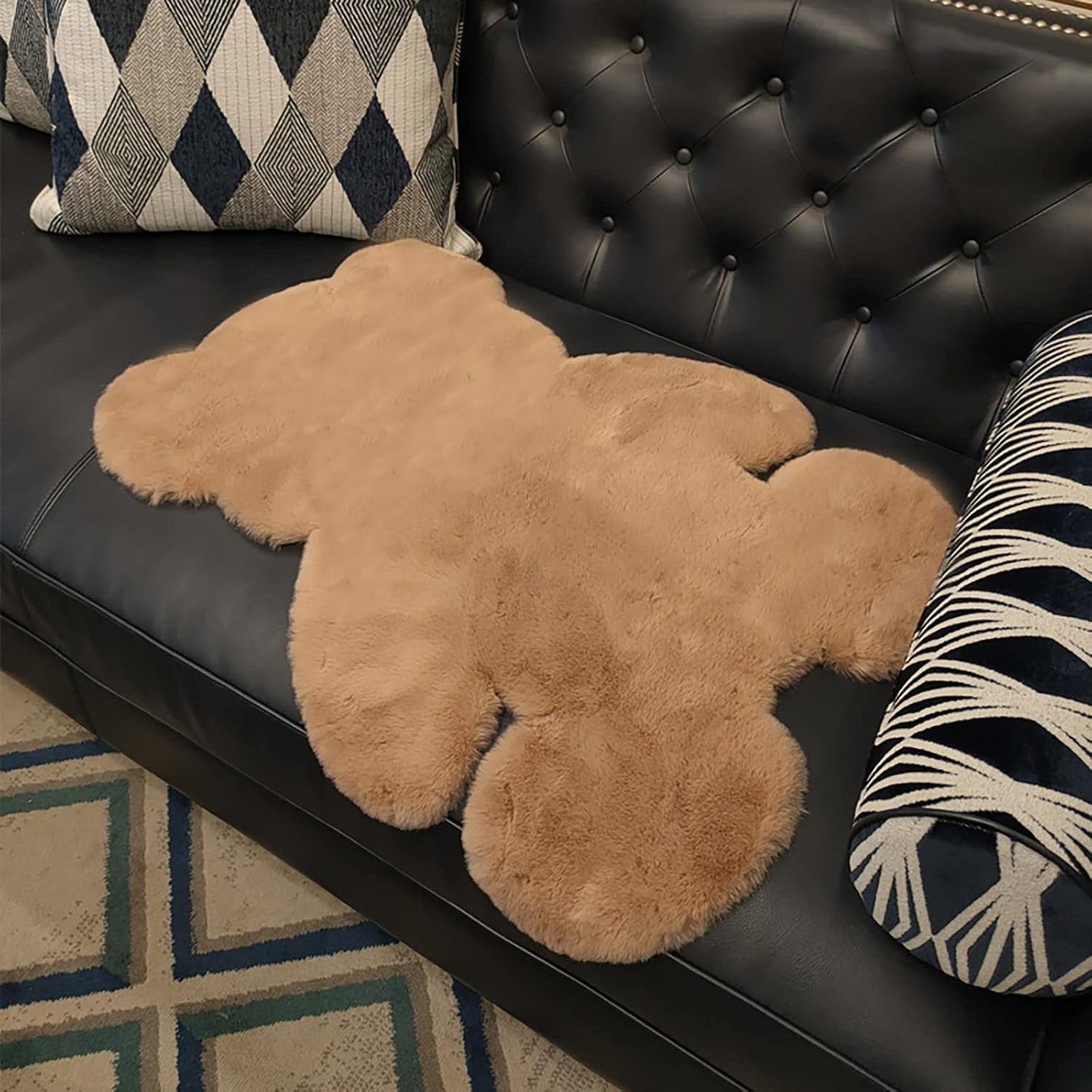 3x3.9ft Small Bear Shaggy Rug, Soft Fluffy Faux Sheepskin Fur Rug Fuzzy Shag Area Rug Cute Plush Carpet for Nursery Kids Girls Bedroom Room Aesthetic Living Room Floor Home Decor, Brown