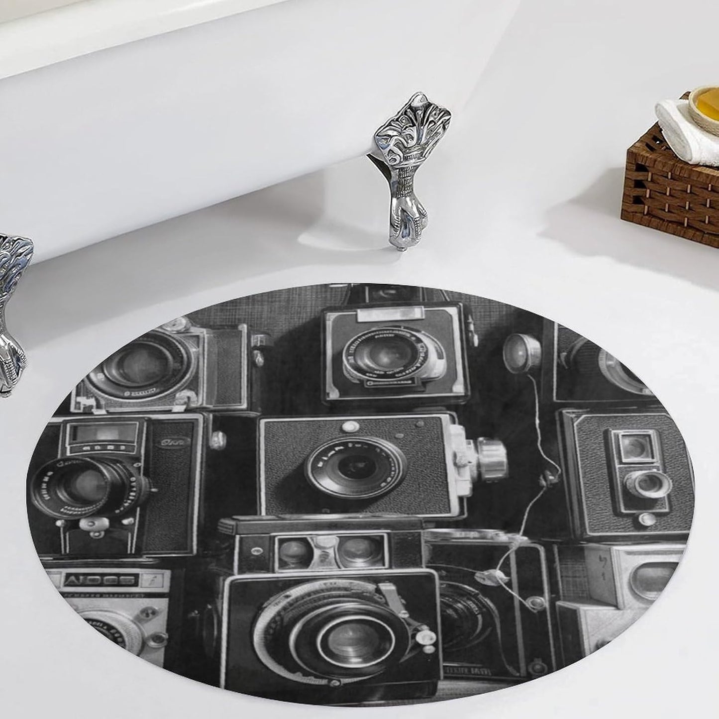 Retro Cool Camera Collection Circle Rug Retro Luxury Coral Velvet Floor Mat Non Slip Soft Indoor Floor Carpet Comfy Thickened Area Rugs Modern Aesthetic Minimalist Carpets for Home Decor