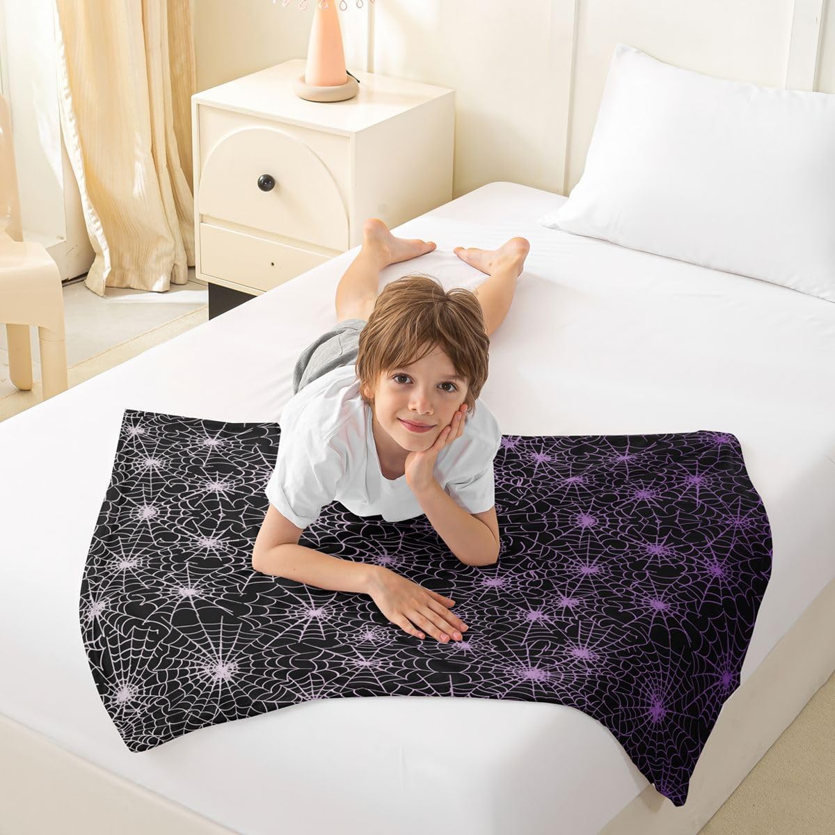 Spider Web Queen Inch Halloween Throw Fleece Blanket Geometric Stripes Lines Fuzzy for Adults, Purple Ombre Microfiber Bedroom Decor, Black White