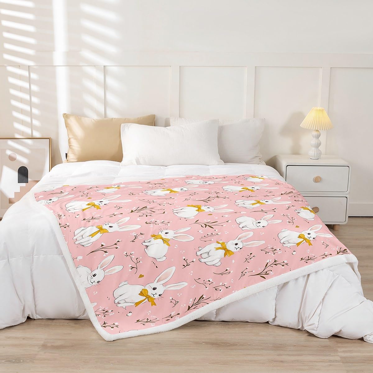 Cute Rabbit Throw Blankets Cartoon Bunny Pink Fleece Flannel Throws Boys Girls Lovely Little Floral Rabbit Decor Soft Cozy Fleece Blankets Botanical Animal for Sofa Bed Couch,40x50 Inches