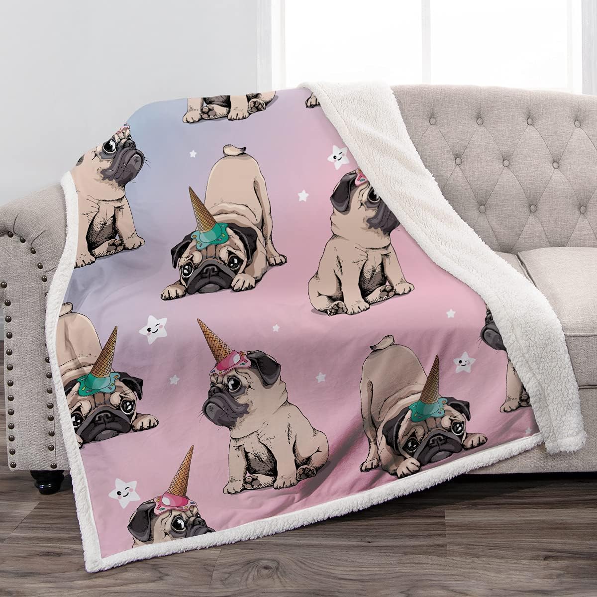 Jekeno Pug Foodie Blanket for Girls - Pugs Gifts for Pug Lovers Women Mom Boys Christmas Birthday Super Soft Cozy Warm Fluffy Sherpa Throw Cute Dogs Stuff Decor Room Sofa Couch 50"x60"