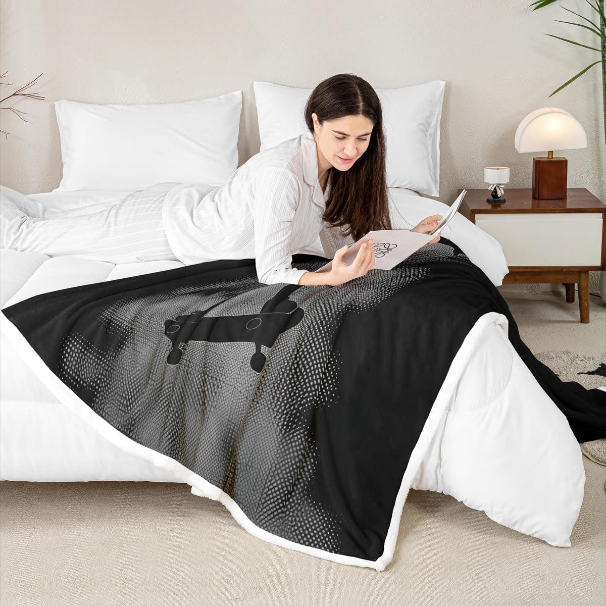 Skateboard Fleece Throw Blanket Hipster Plush Blanket for Bed Couch Sofa Adults Extreme Sports Theme Sherpa Blanket Skate Board Fuzzy Blanket Room Decor Queen 90"x90"