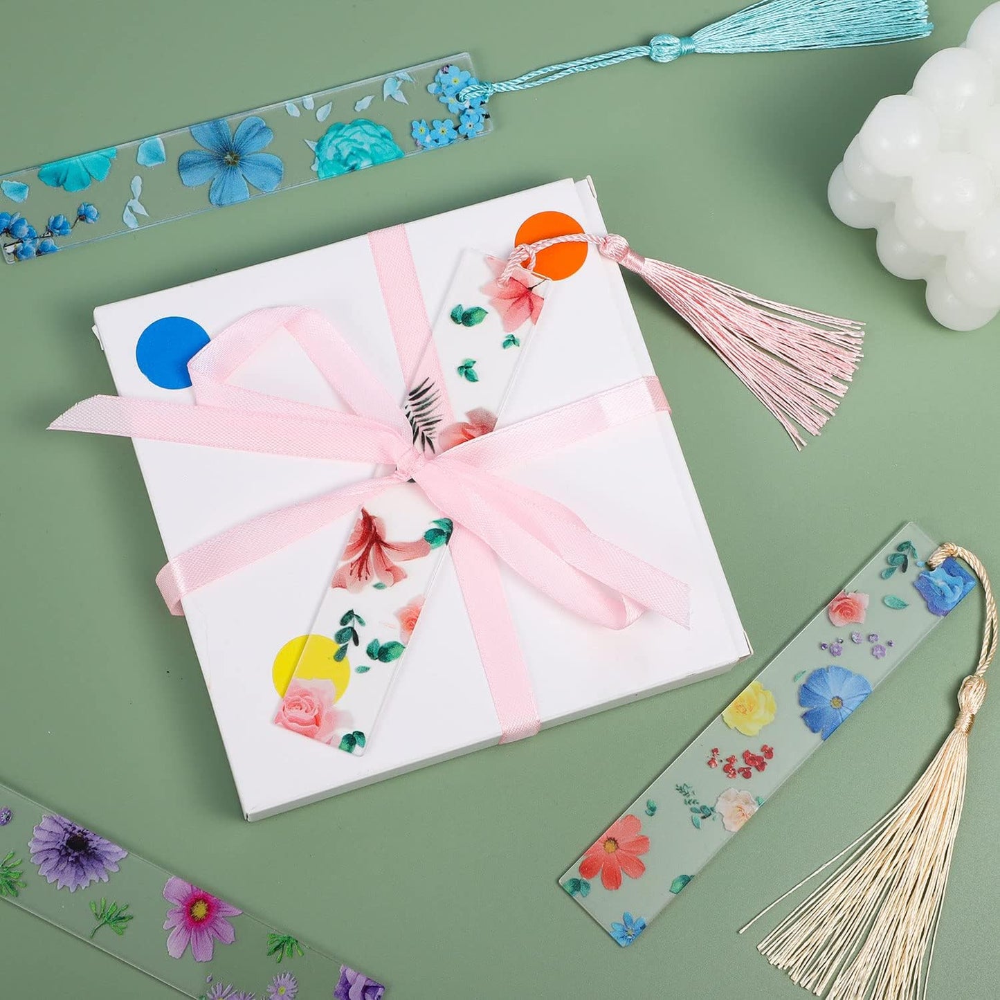 10Pcs Flower Resin Bookmark Transparent Floral Bookmarks for Women Cute Bookmarks Flower Page Marker with Tassels, Gifts for Book Lovers, Women, Kids