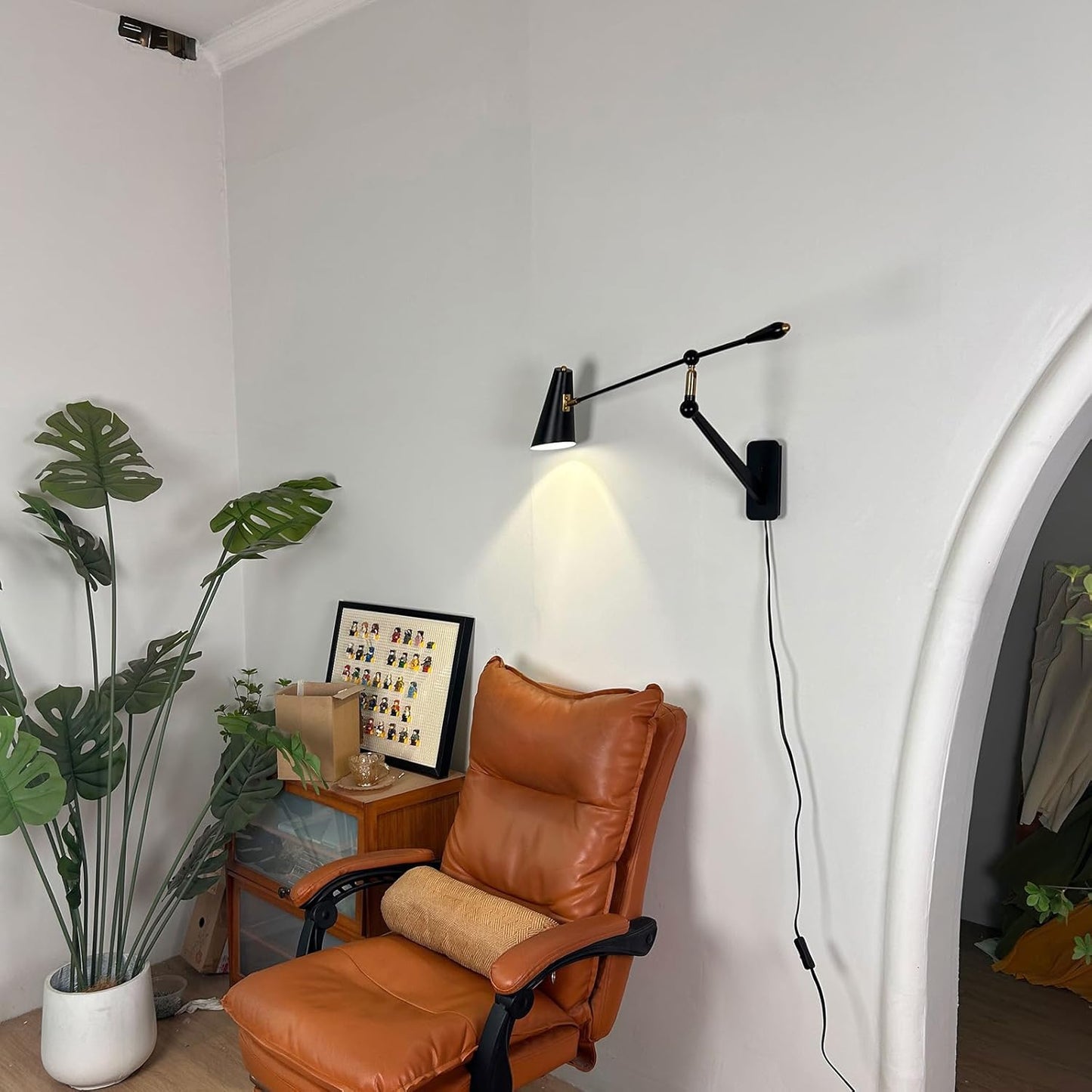 Adjustable Swing Arm Wall Sconce - 360° Rotation & Dual Power Modes (Plug-in/Hardwired), Vintage Industrial Wall Mounted Light with Matte Black Finish, E26 Bulb Compatible for Living Room & Bedroom