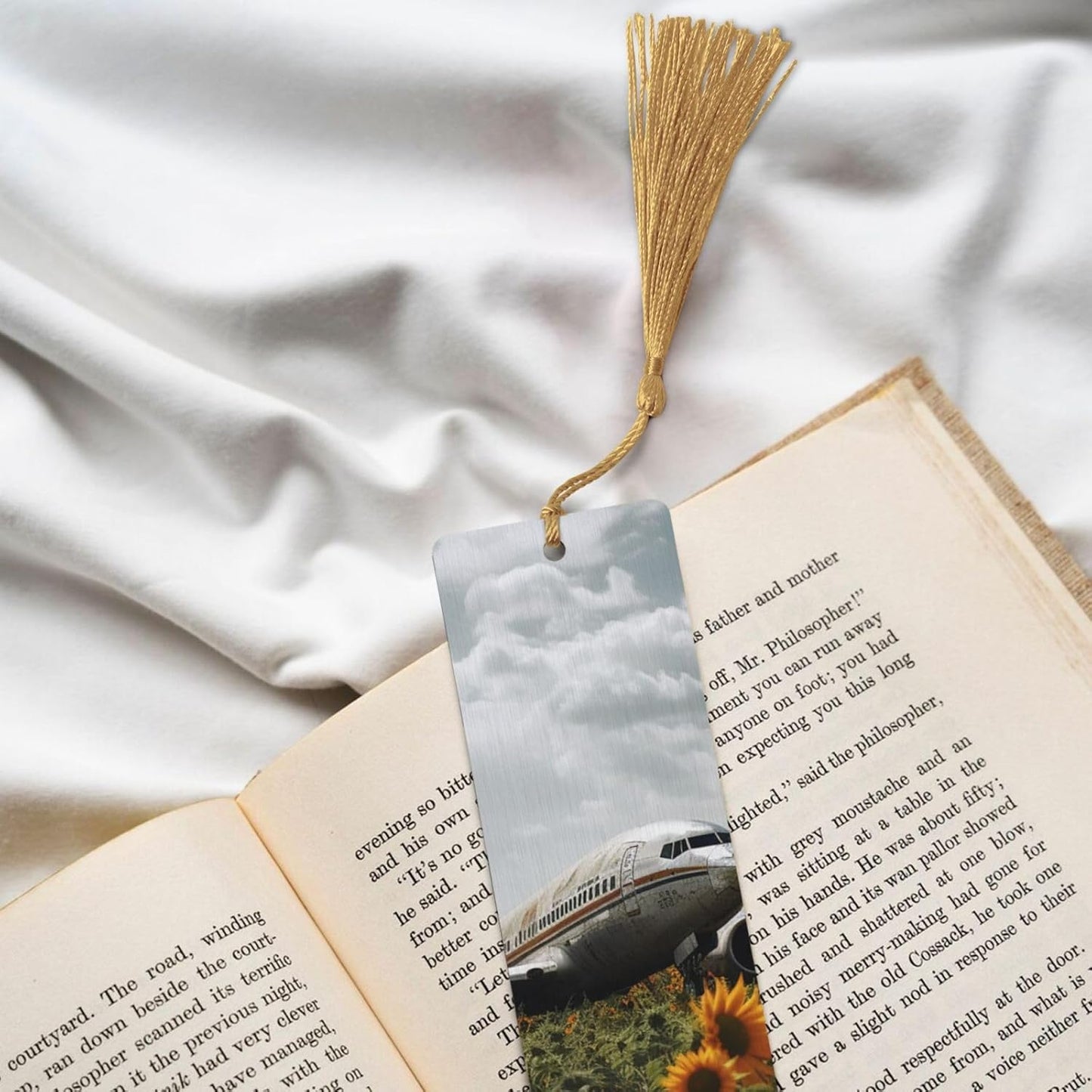 Plane Flies to Sunflower Field Bookmarks Gifts for Women Men, Wooden Bookmarks for Book Lovers, Vintage Book Marks Ornaments with Tassel, Unique Personalized Reading Page Markers Gold