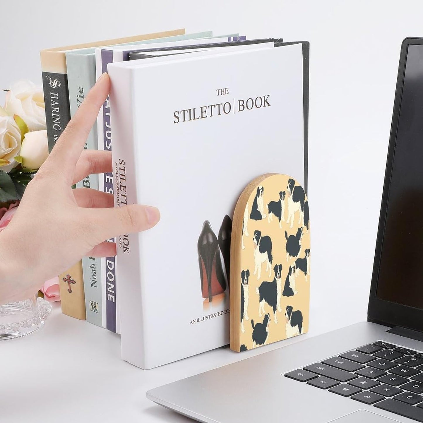 Border Collie Pattern Bookends 1 Pair Heavy Duty Book Ends for Shelves Non-Skid Bookend Supports Wooden Book Holders with Metal Base Desk Organizers Books Storage to Hold Books