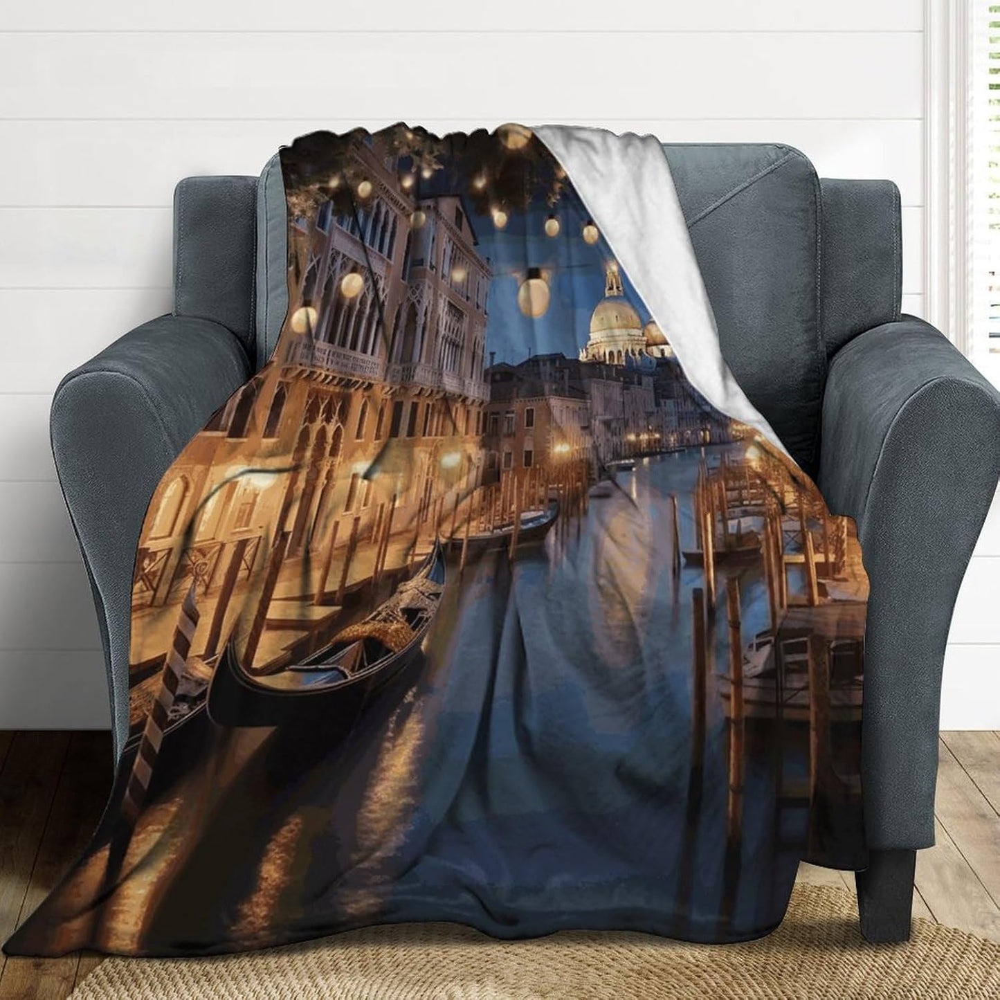 Beautiful Venice at Night Throw Blanket for Couch Super Soft Warm Lightweight Throw Blankets Cozy Flannel Thick Warm Blanket Decorative and Giftable Blankets Suitable for All Seasons