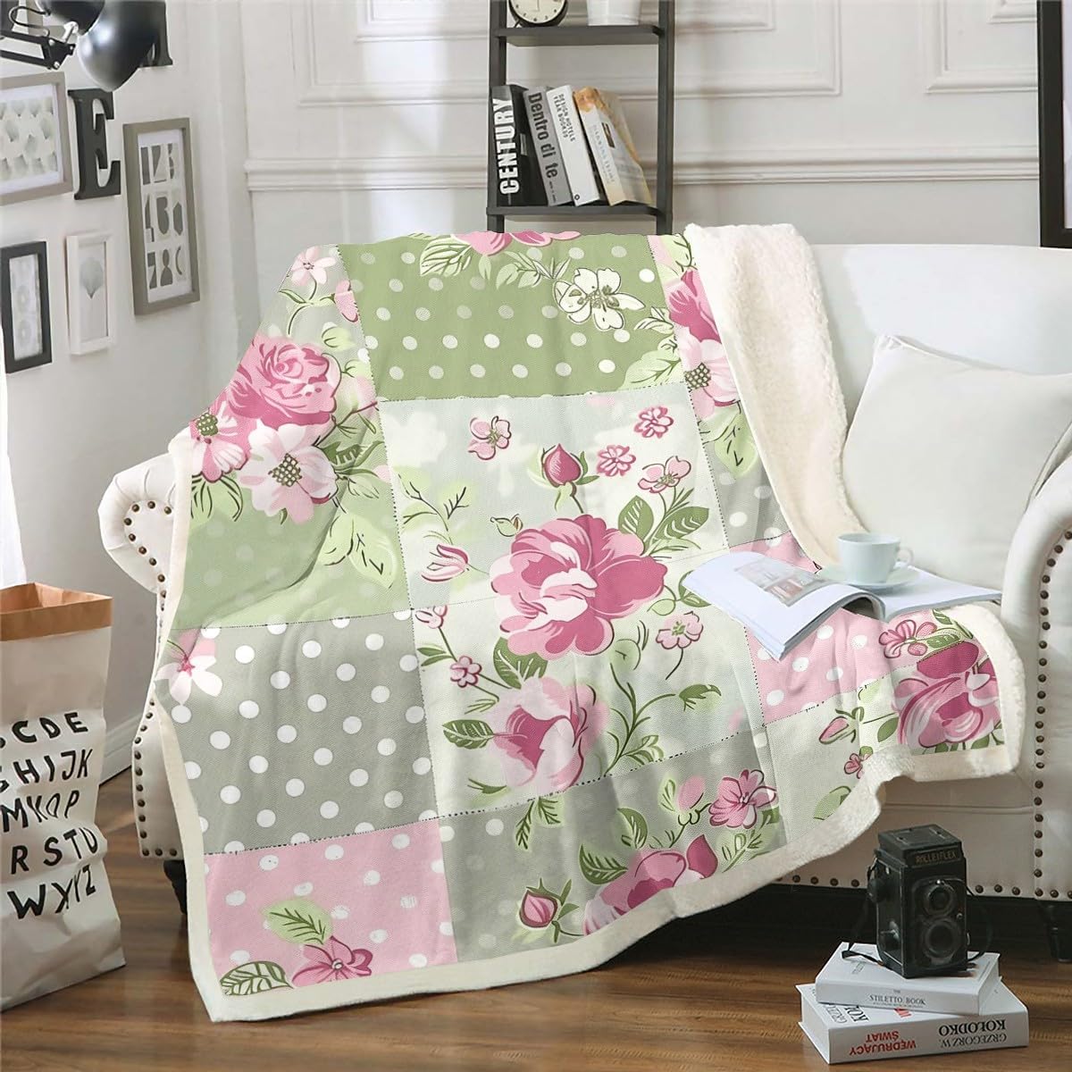 Feelyou Retro Flowers Fleece Throw Blanket Pink Flowers Sherpa Blanket for Kids Boys Girls Floral Plaid Patchwork Plush Blanket Cute Flower Fuzzy Blanket for Sofa Bed Couch,Throw 50x60 Inches