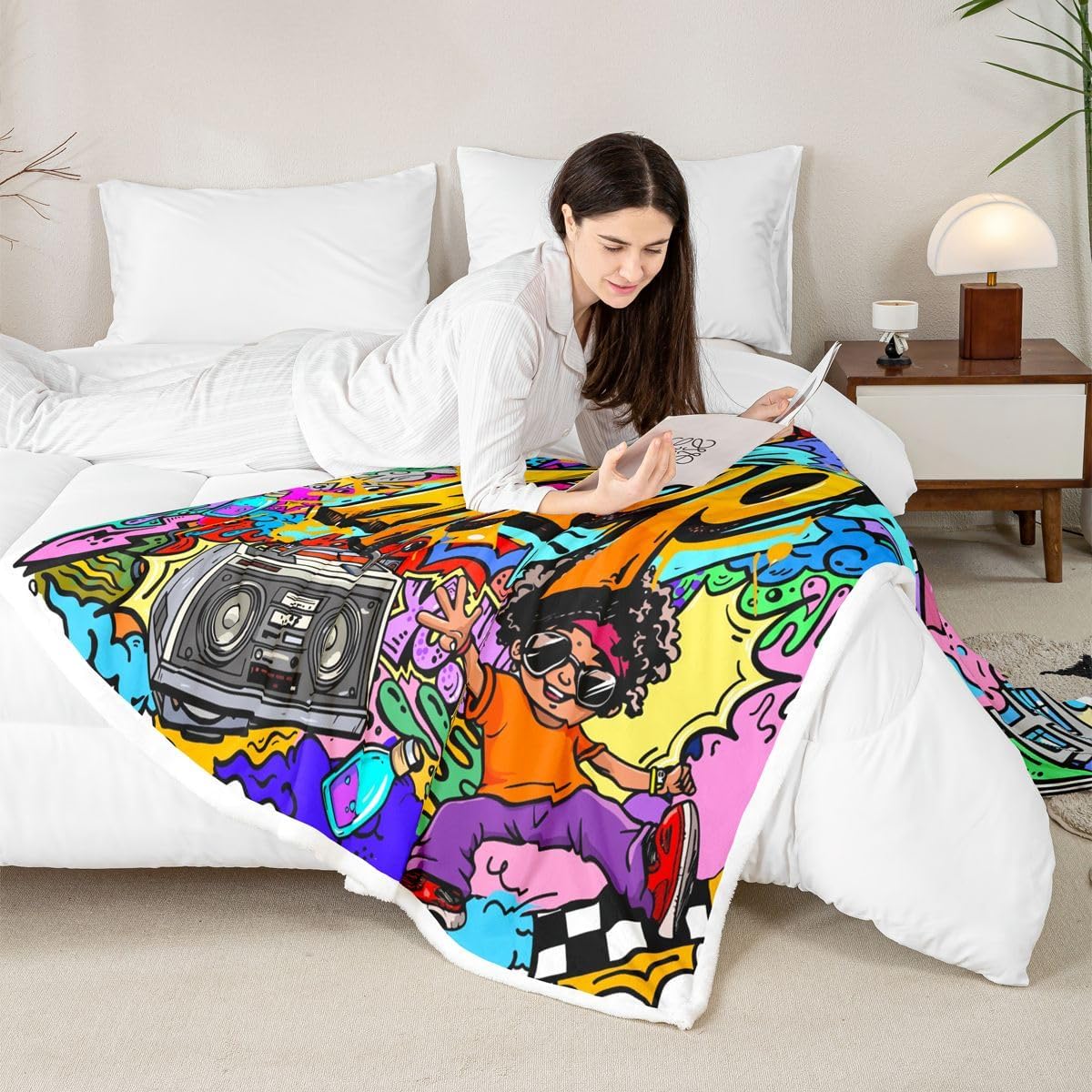 Hippie Graffiti Fleece Throw Blanket Hip Hop Radio Rock Sherpa Blanket Kids Boys Colorful Graffiti Pattern Plush Blanket Watercolor Art Fuzzy Blanket for Sofa Bed Couch Throw 50x60 Inch