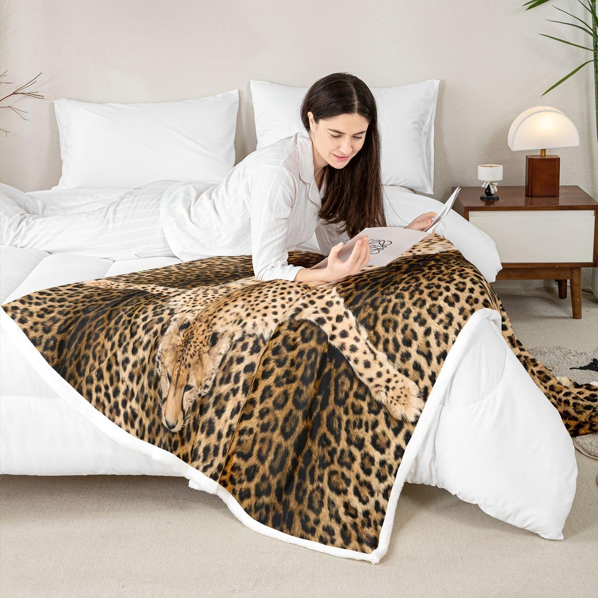 Feelyou Leopard Print Sherpa Throw Blanket for Couch Bronze Super Soft Cozy Fleece Animal Blanket for Winter, Plush Throw Luxury Throw 50"x60" Safari All Season