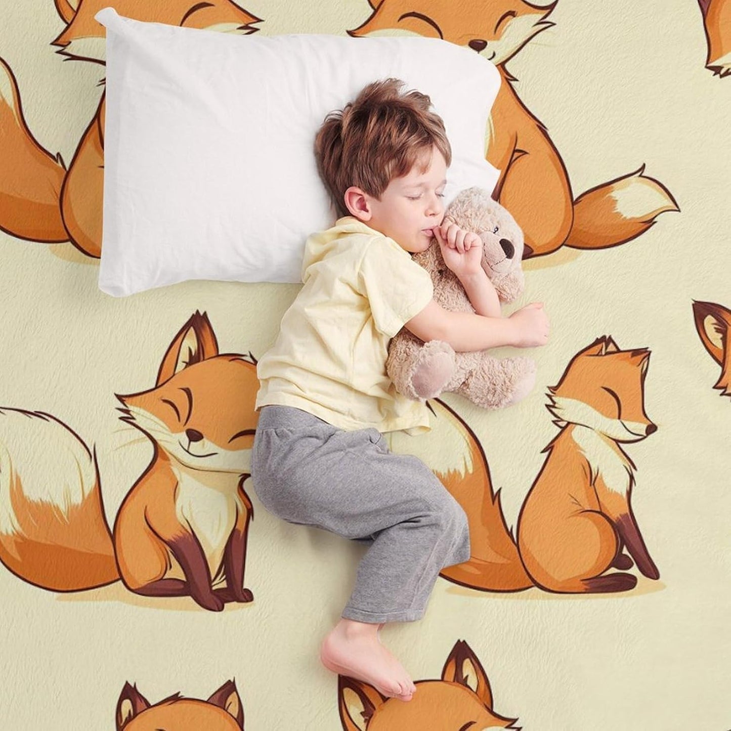 Foxes Print Throw Blanket for Couch Bed Plush Cozy Fuzzy Flannel Blanket for All Season 55"x70"