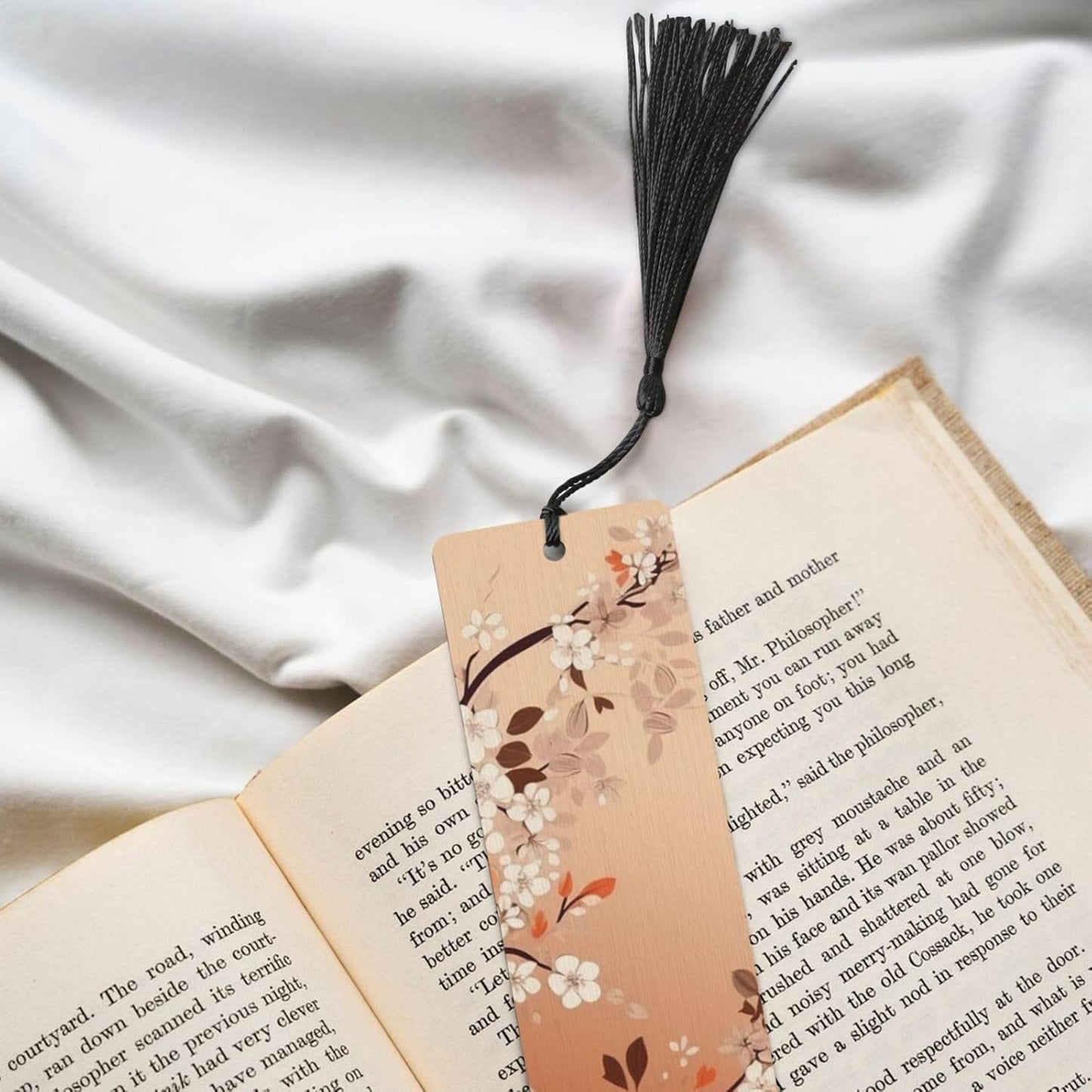 White Small Flowers Bookmarks Gifts for Women Men, Wooden Bookmarks for Book Lovers, Vintage Book Marks Ornaments with Tassel, Unique Personalized Reading Page Markers Black
