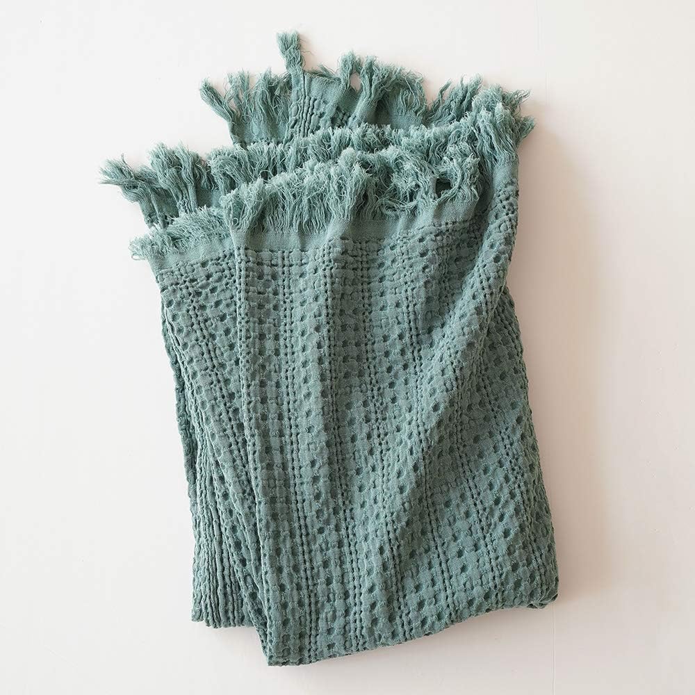 Simple&Opulence 100% Cotton Throw Blanket for Couch, Bed, Waffle Weave Cable Knit Blanket with Tassels, Soft Lightweight Pre-Washed Breathable Cozy Blanket Farmhouse Decoration for All-Season (Green)