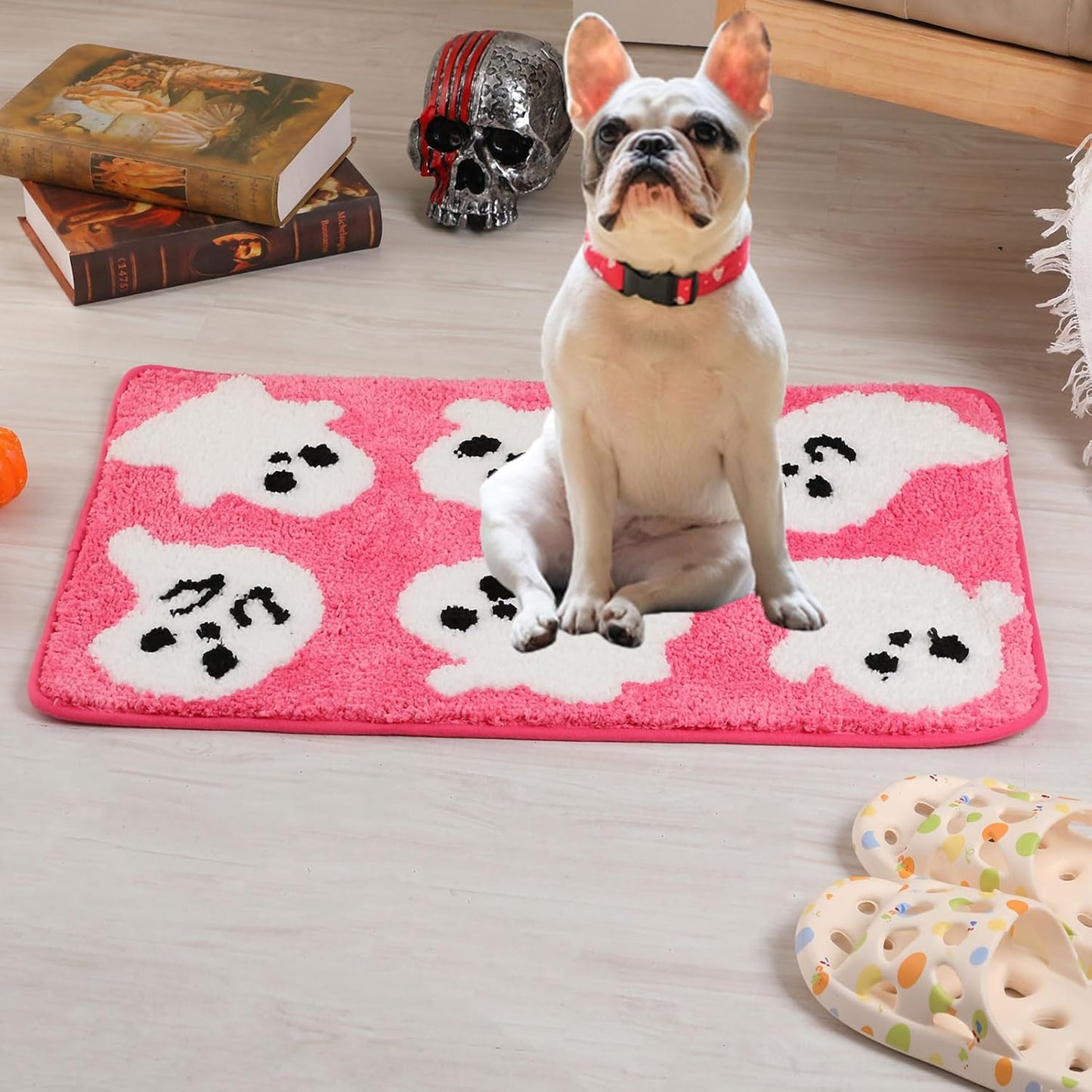 Halloween Bath Mat, Pink Ghost Bathroom Rugs Non-Slip, Soft Absorbent Washable Bath Rug for Shower Floor, Cute Rug for Bedroom Home Decor - Unique Gift