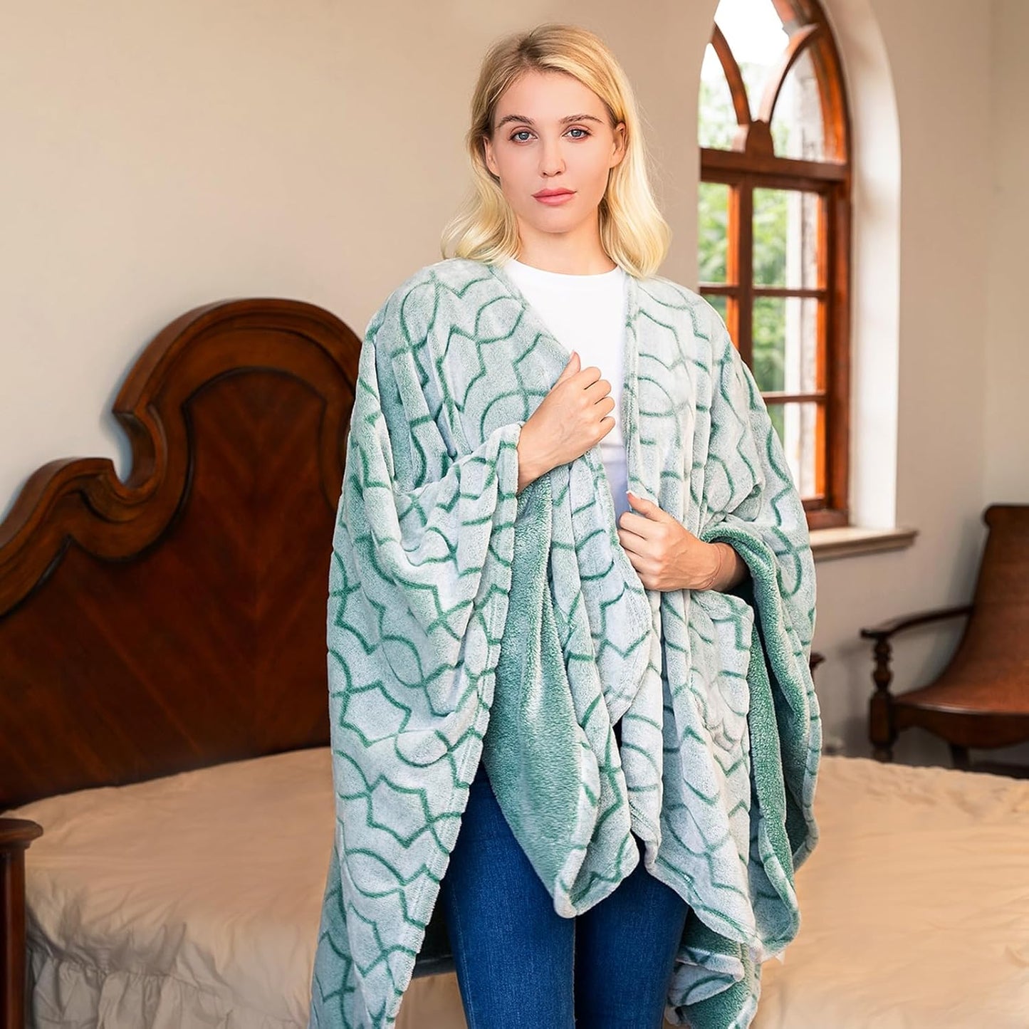Bcareself Double-Sided Wearable Blanket Ultra Soft Flannel Shawl Blanket, Reversible Blanket,with Pockets, for Women and Men