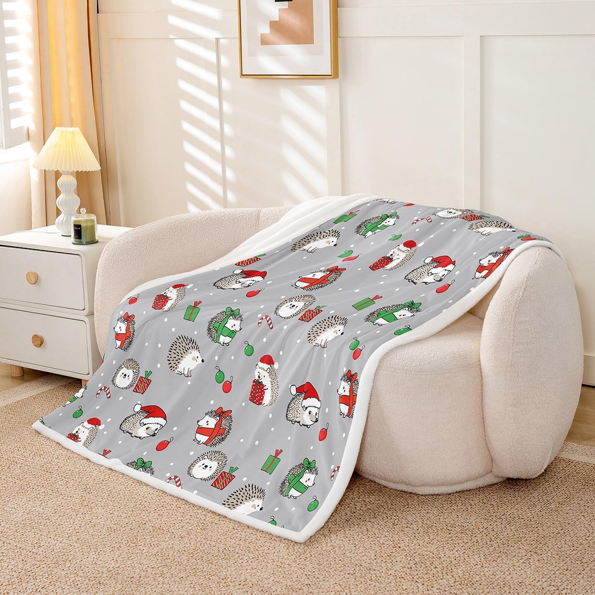 Feelyou Merry Christmas Hedgehog Plush Throw Xmas 3D Animals Fleece Throw Blanket Cute Christmas Animals Sherpa Blanket for Bed Sofa Couch Microfiber Grey Warm Fuzzy Cozy Room Decor Throw 50"x60"