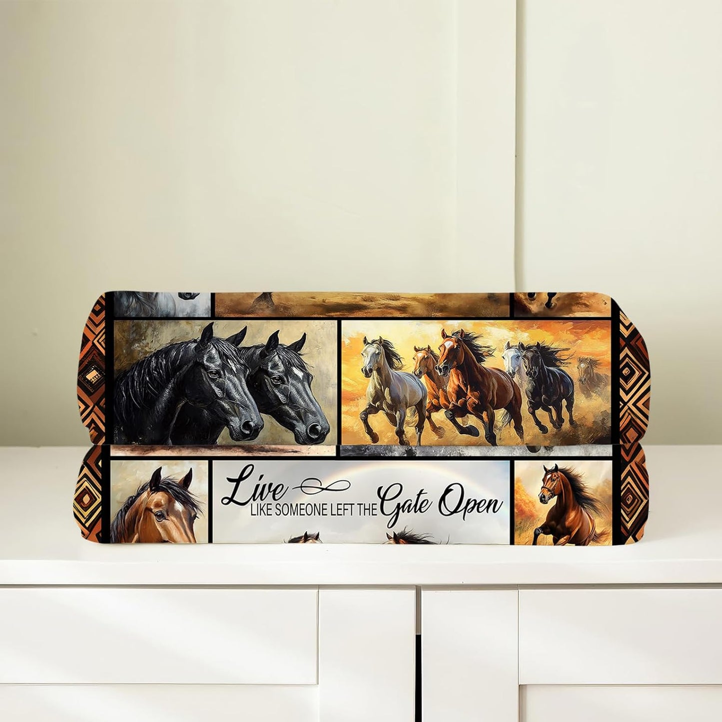Horse Blanket Horses Throw Blankets Cozy Fleece Flannel Stuff Plush Lightweight Bedding Lover Gifts for Men Women Adults for Couch Sofa Bed Decor 40"X50"