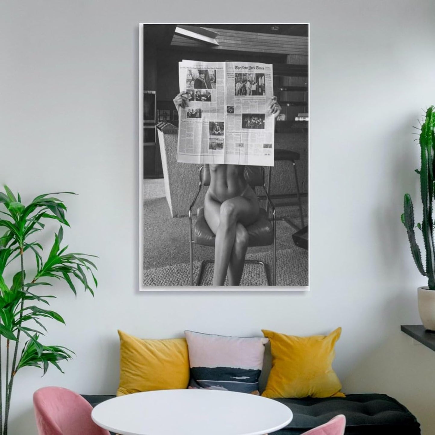 Modern Black And White Wall Art Poster, Woman Reading Art Poster, Man Reading Newspaper Poster Poster Decorative Painting Canvas Wall Art Living Room Posters Bedroom Painting 16x24inch(40x60cm)