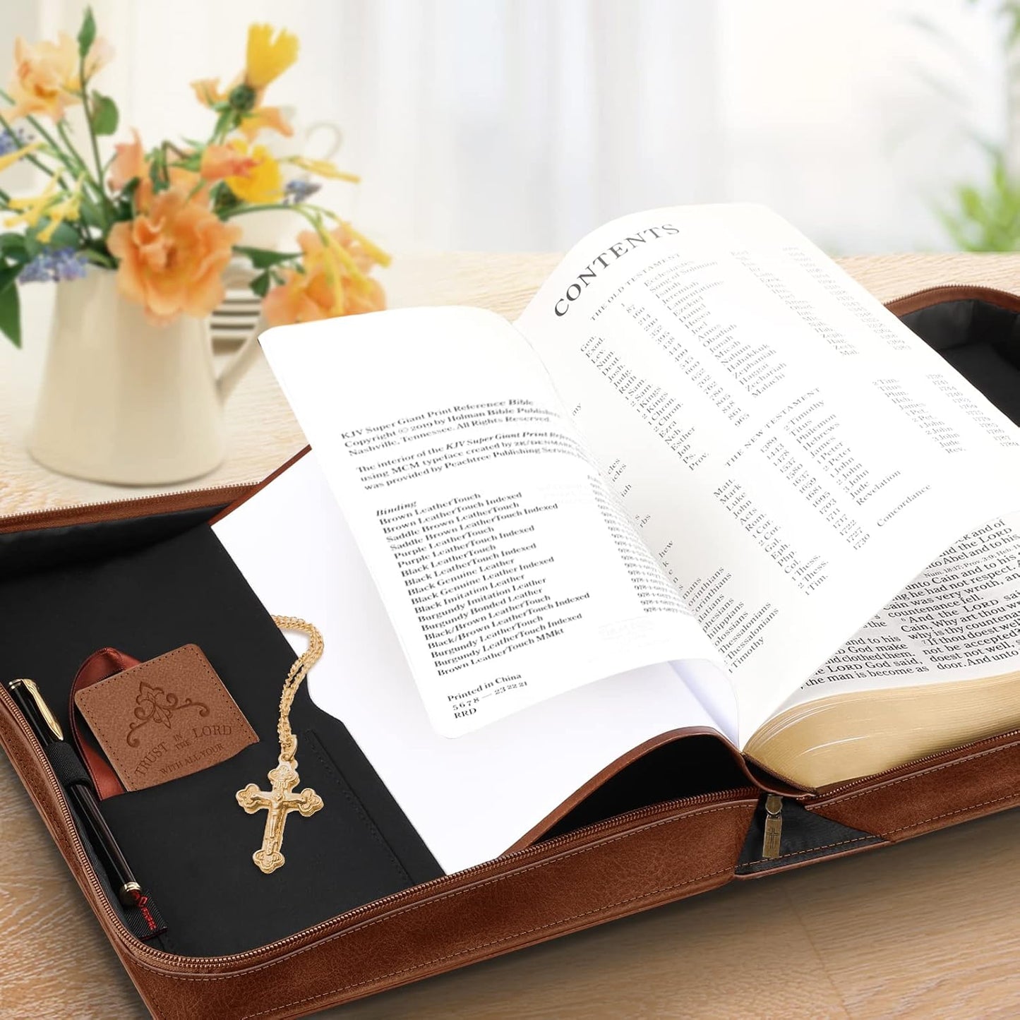 FINPAC Large Classic Bible Cover Vegan Leather Carrying Book Case Church Bag Bible Protective with Handle, Gift for Men, Women, Father, Mother, Friends, Bronze