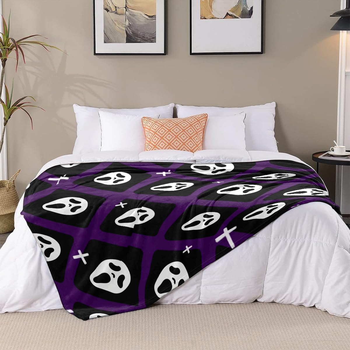 Halloween Spooky Face Blanket, Purple and Black, Soft Ghost Throw for Travel, Office, Home (80" x 60")
