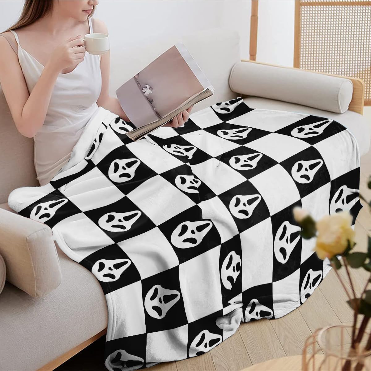 Spooky Face Throw Blanket, Black and White Checkered Pattern, Halloween Ghost Blankets Fuzzy Gifts for Sofa Couch Bedroom (60 * 80 inch)