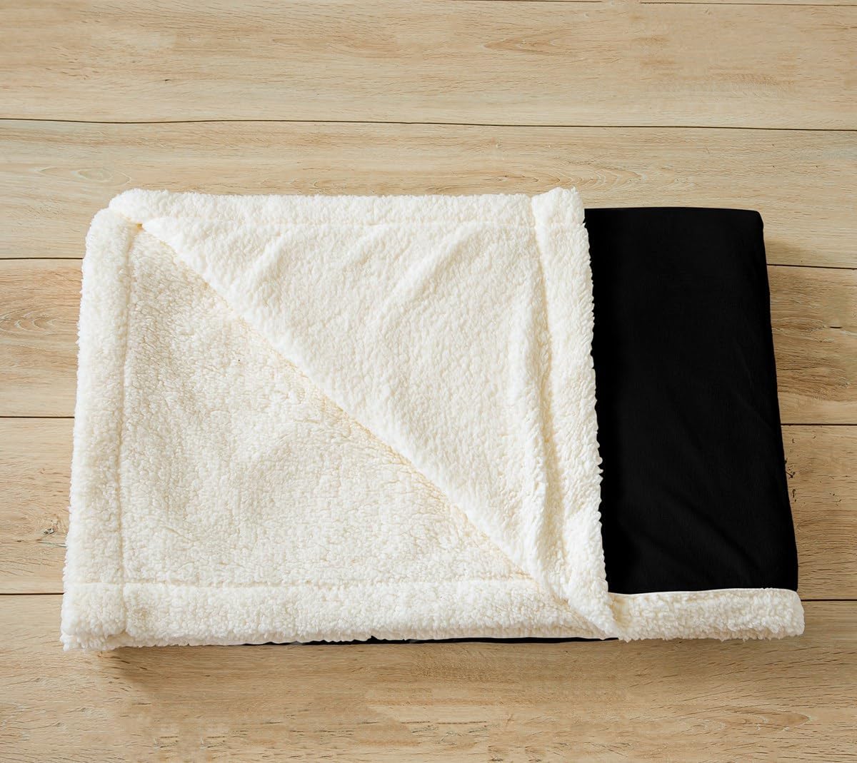 Pug Dog Printed Sherpa Fleece Throw Blanket - 3D Animal Theme Plush for Sofa, Bed, Couch - Room Decor With Lovely Pet Pattern - Fuzzy Black Twin 60"x80"