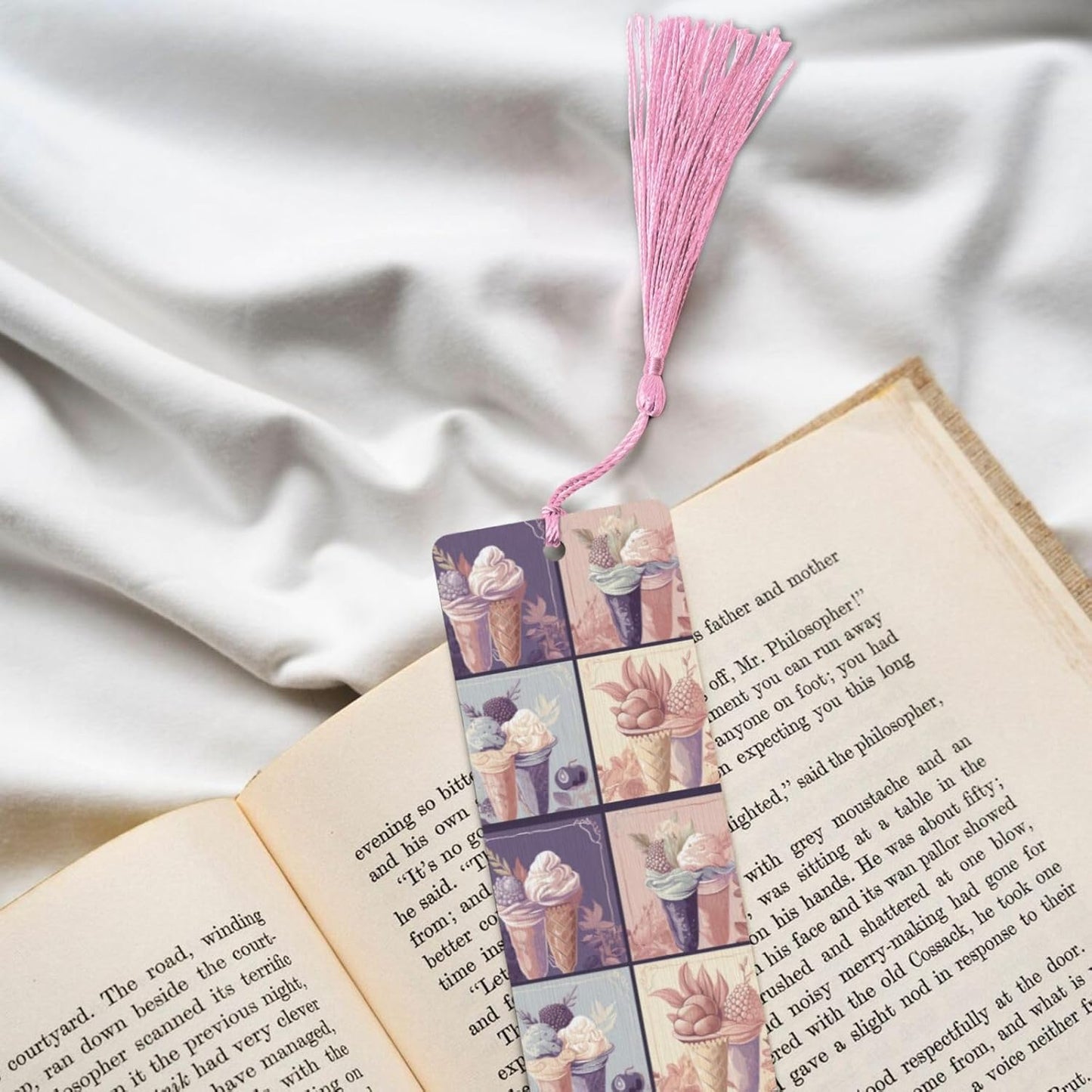 Ice Cream Illustration Bookmarks Gifts for Women Men, Wooden Bookmarks for Book Lovers, Vintage Book Marks Ornaments with Tassel, Unique Personalized Reading Page Markers Pink