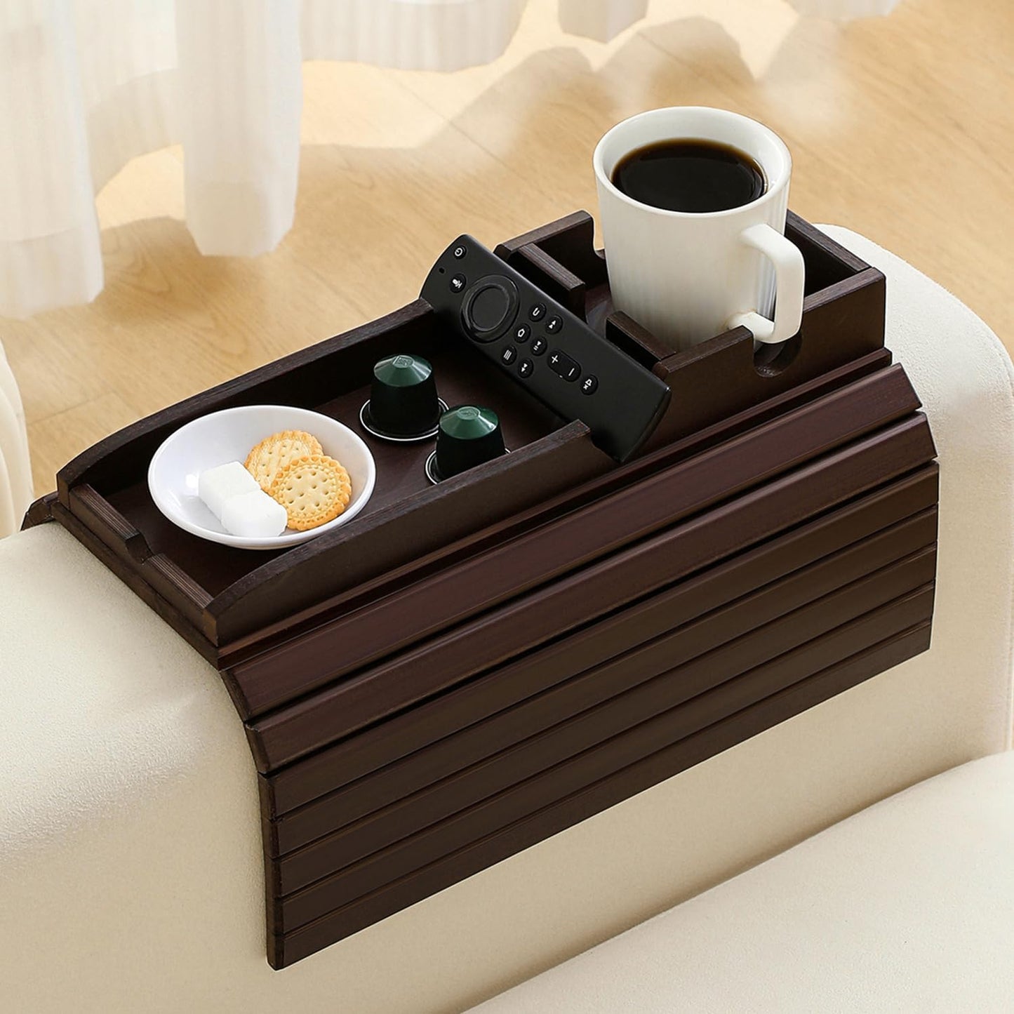 Bamboo Couch Cup Holder Arm Tray Table，Foldable Couch Drink Holder Armrest Table，Sofa Arm Rest Tray，Flexible Arm Chair Table Recliners for Drink,Cups, Snacks, Phone, Remote (Mahogany)