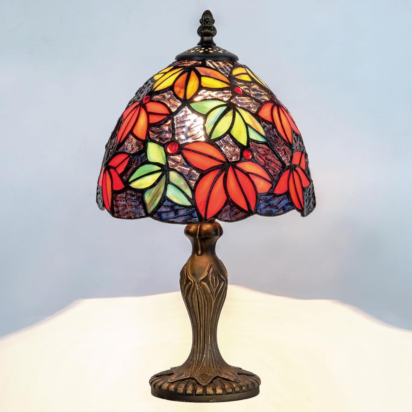 Tiffany Stained Glass Bedside Table Lamp 8-inch Purple Blue Maple Leaf Floral Lampshade Nightstand Light for Bedroom Dorm Living Hallway Coffee Table Office Housewarming Gift (Blue Purple)