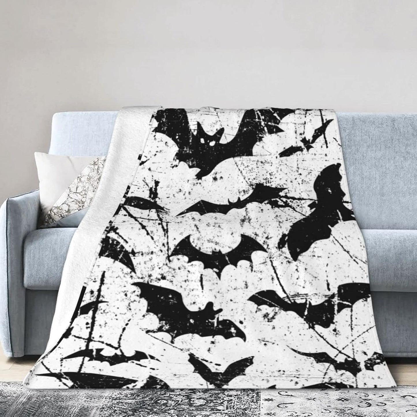 Halloween Bat Throw Blanket Super Soft Warm Bed Blankets for Couch Bedroom Sofa Office Car, All Season Cozy Flannel Plush Blanket for Girls Boys Adults, 60"X50"